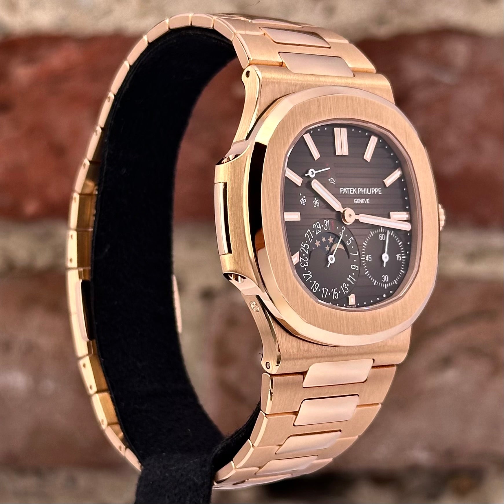 Patek Philippe Nautilus - Braunes Zifferblatt, Modell 2024, Ref.5712R