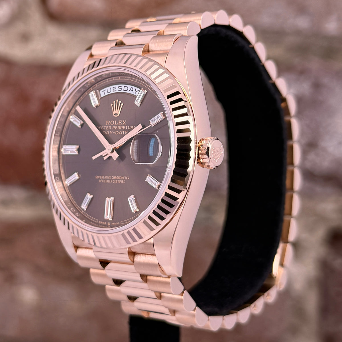 Rolex Daydate 40 - Braunes Baguette Zifferblatt, Modell 2022, Ref. 228235