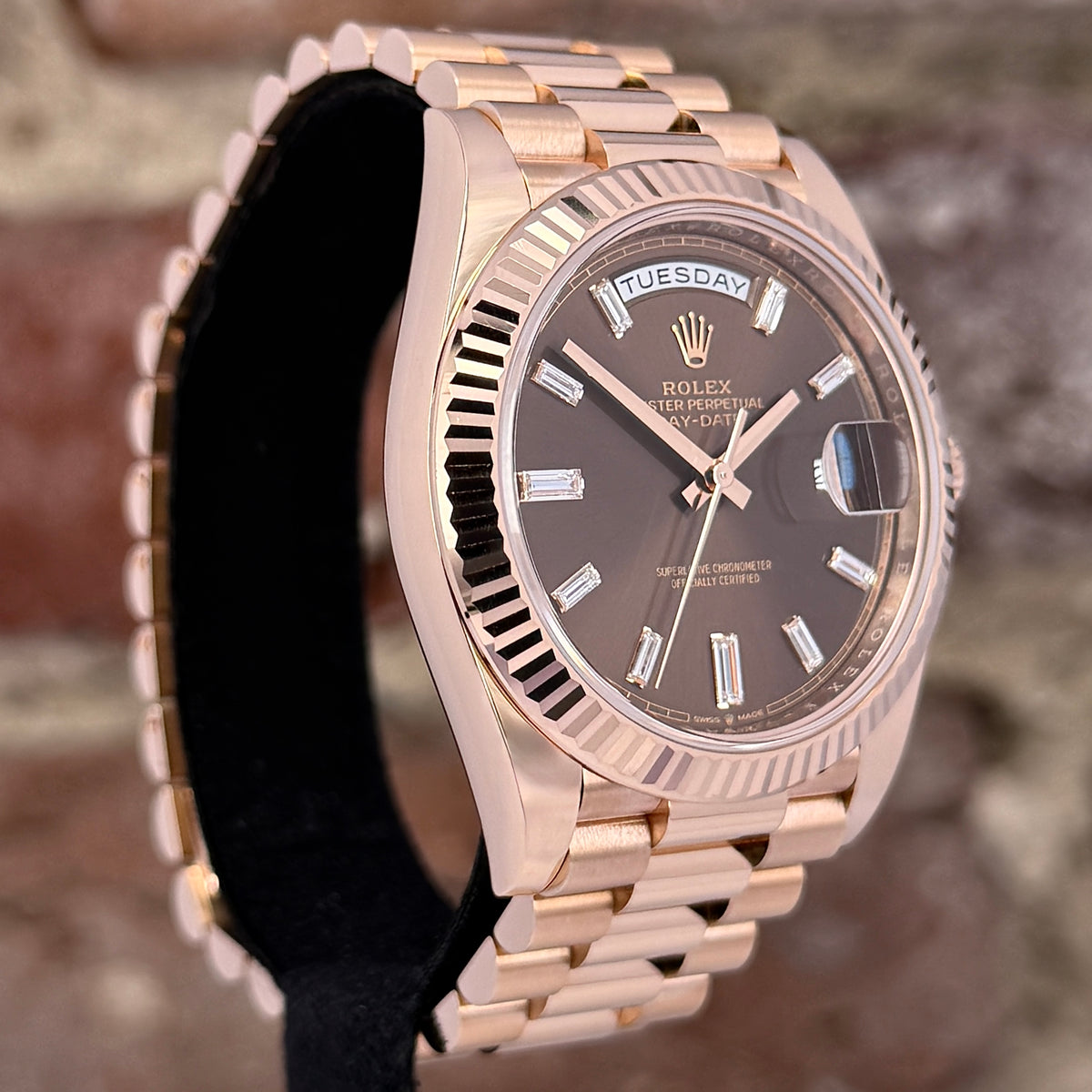 Rolex Daydate 40 - Braunes Baguette Zifferblatt, Modell 2022, Ref. 228235