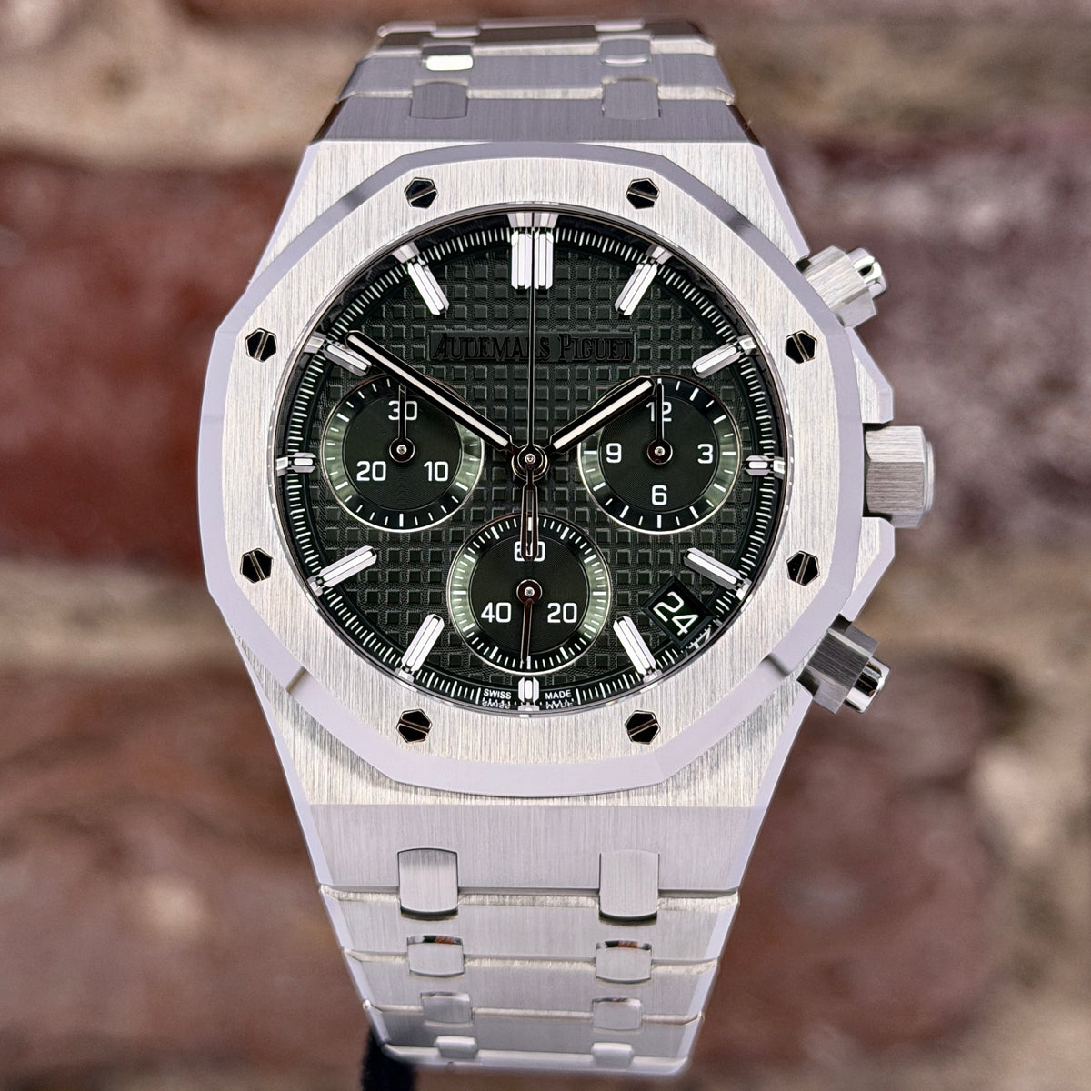 Audemars Piguet Royal Oak Chronograph - Grünes Zifferblatt, Modell 2026, Ref. 26240ST.OO.1320ST.08
