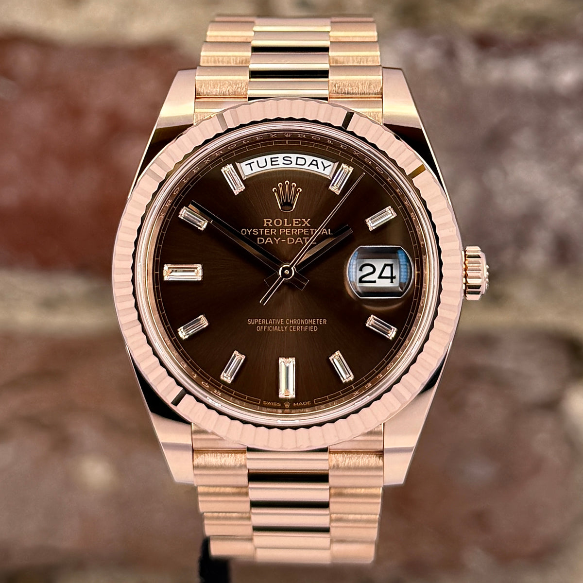 Rolex Daydate 40 - Braunes Baguette Zifferblatt, Modell 2022, Ref. 228235