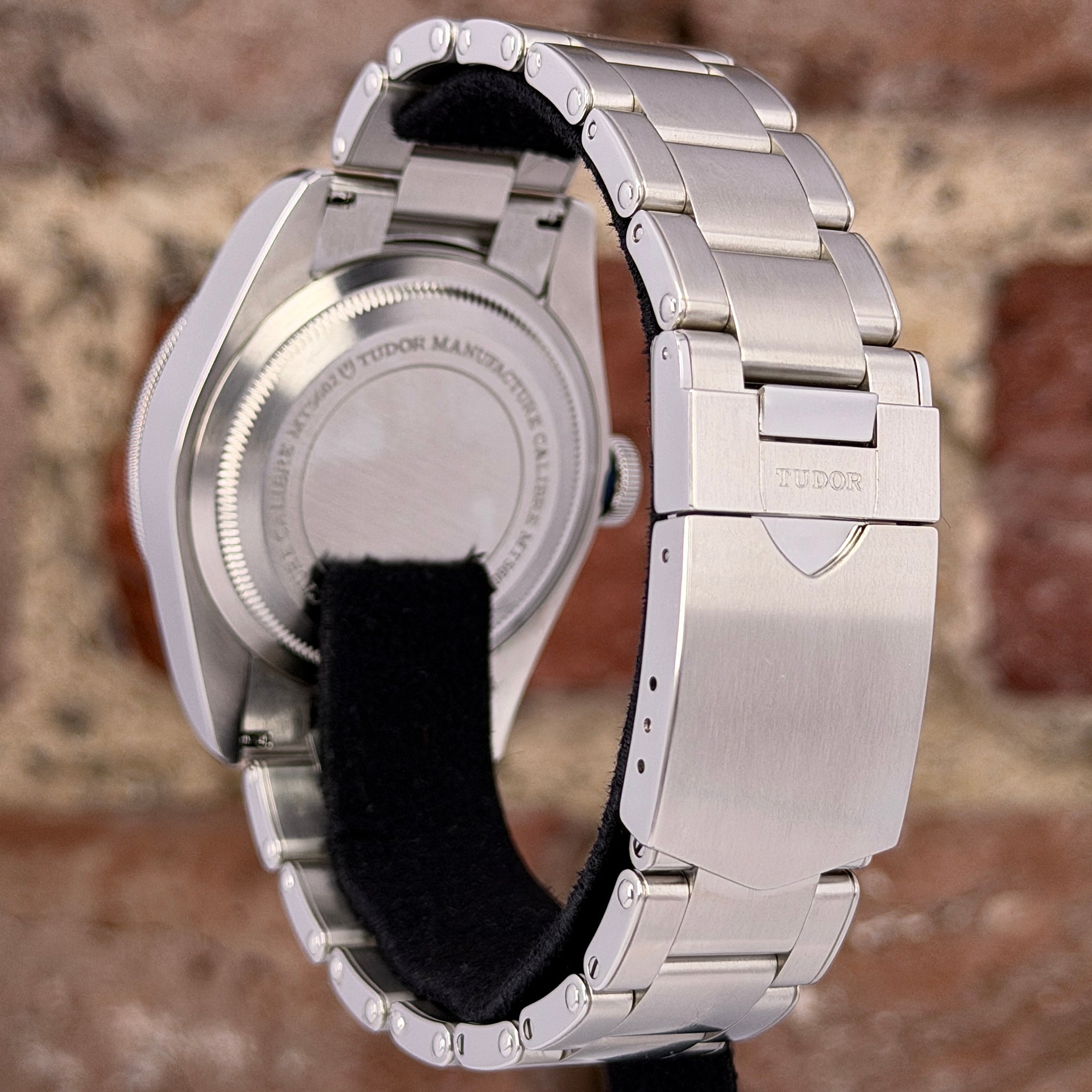 Tudor Black Bay - Schwarzes Zifferblatt, Ref.79230B, Modell 2026