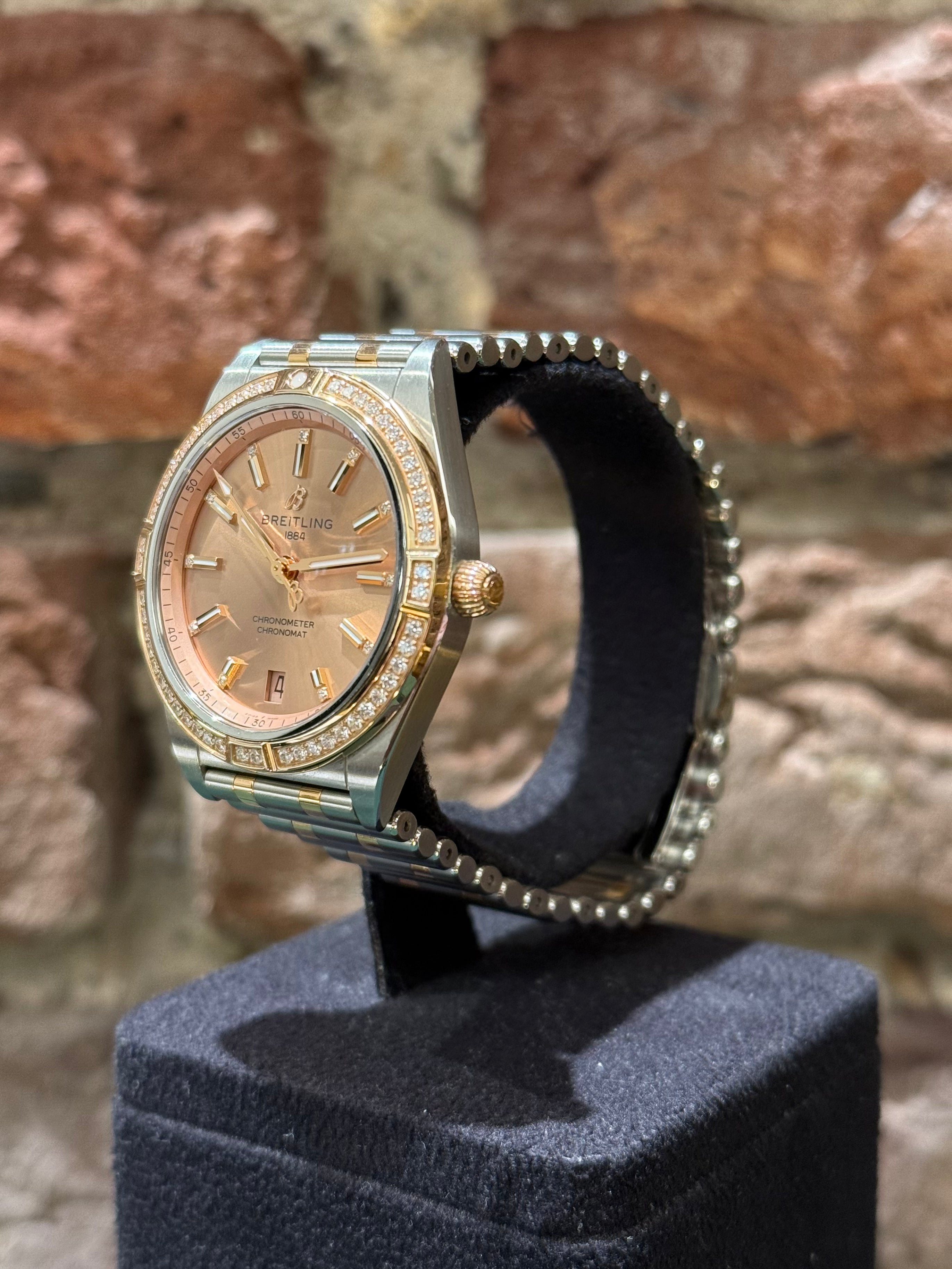Breitling Chronomat 36 - Pinkes Zifferblatt, Modell 2023, Ref. U10380