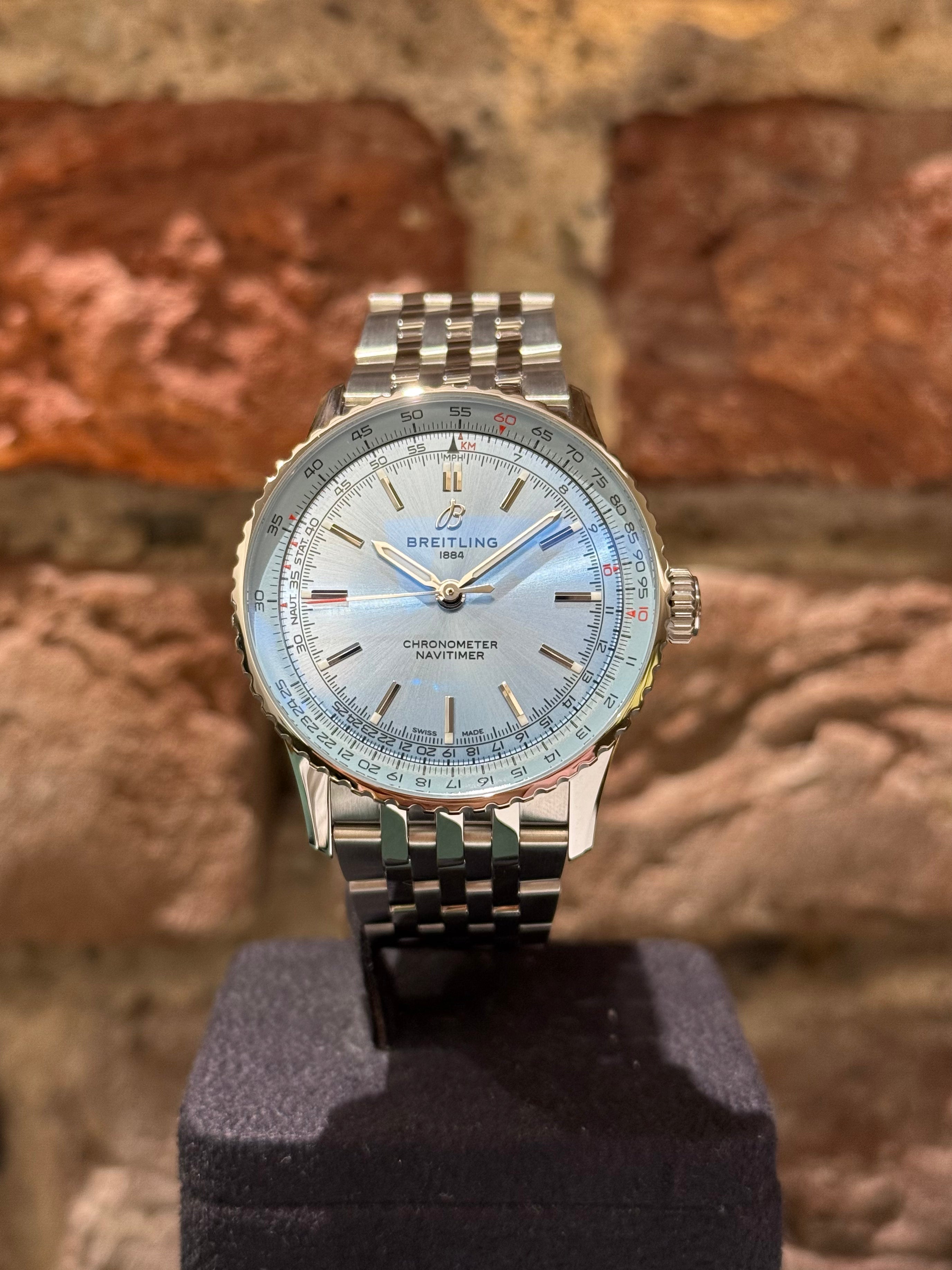 Breitling Navitimer 41 - Blaues Zifferblatt, Modell 2025, Ref.A17329