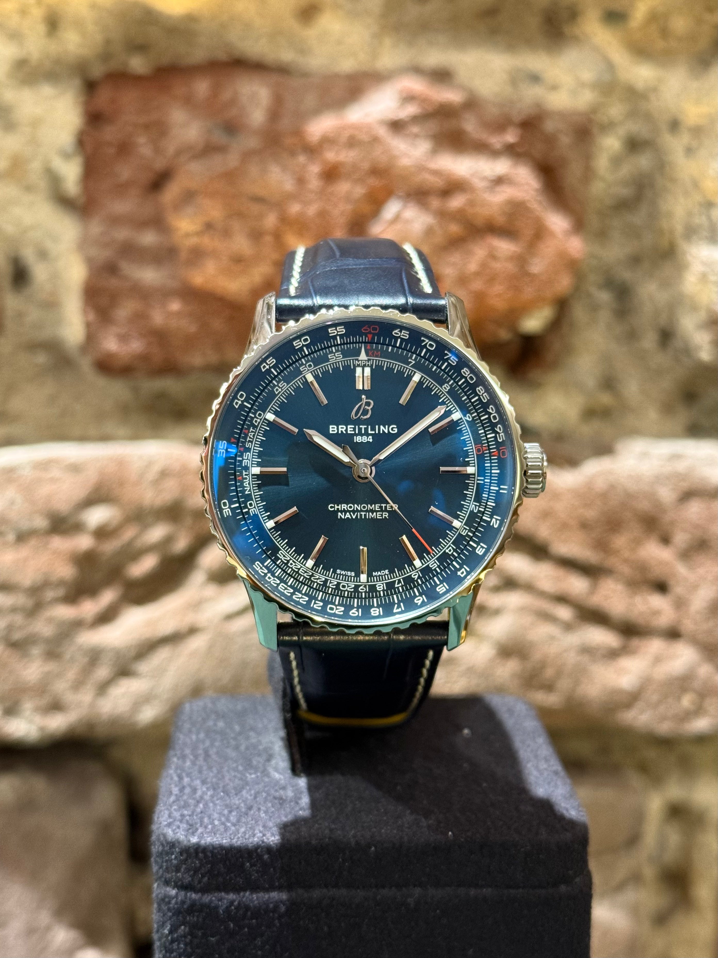 Breitling Navitimer 41 - Blaues Zifferblatt, Modell 2025 Ref.A17329