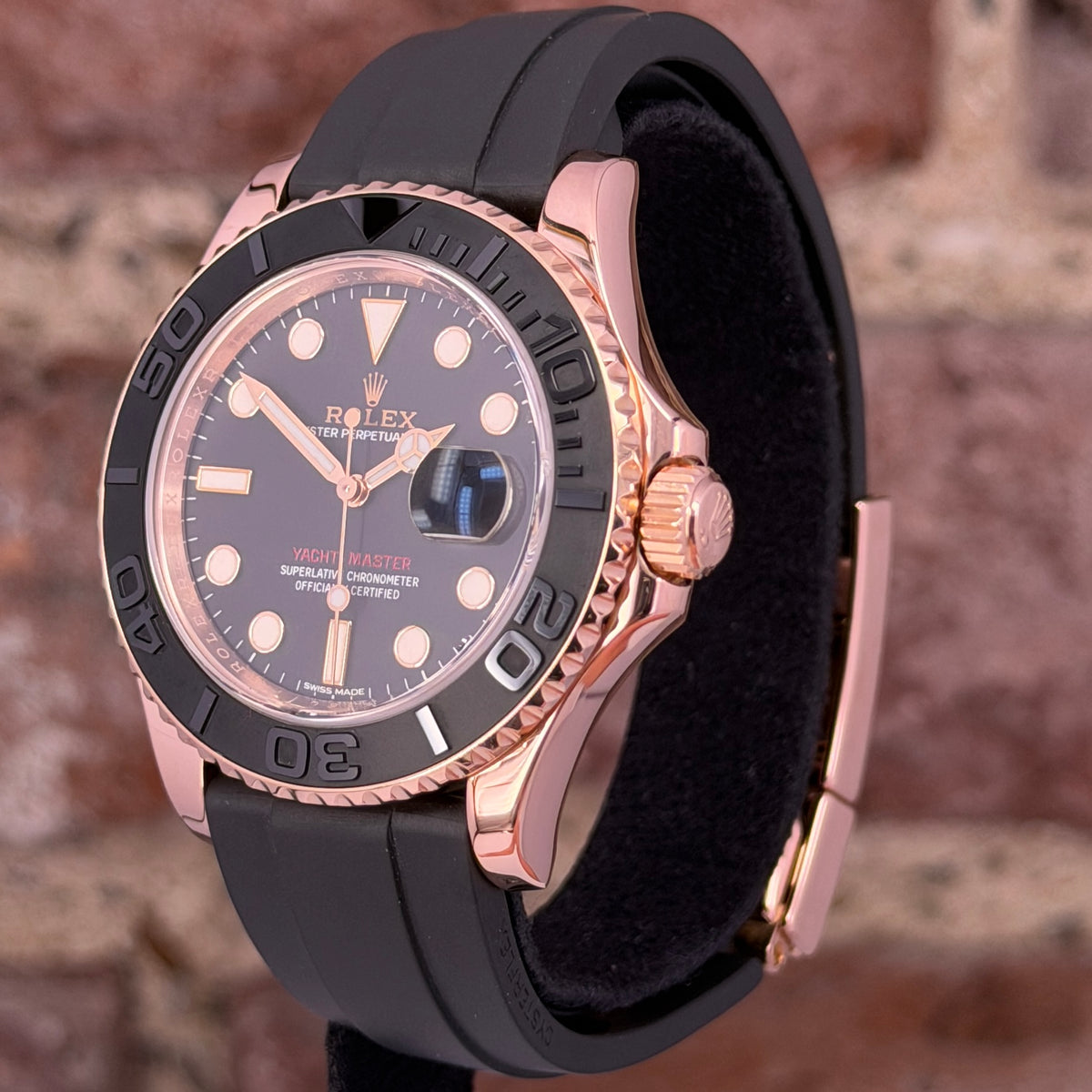 Rolex Yachtmaster 40 - Schwarzes Zifferblatt, Modell 2015, Ref.116655