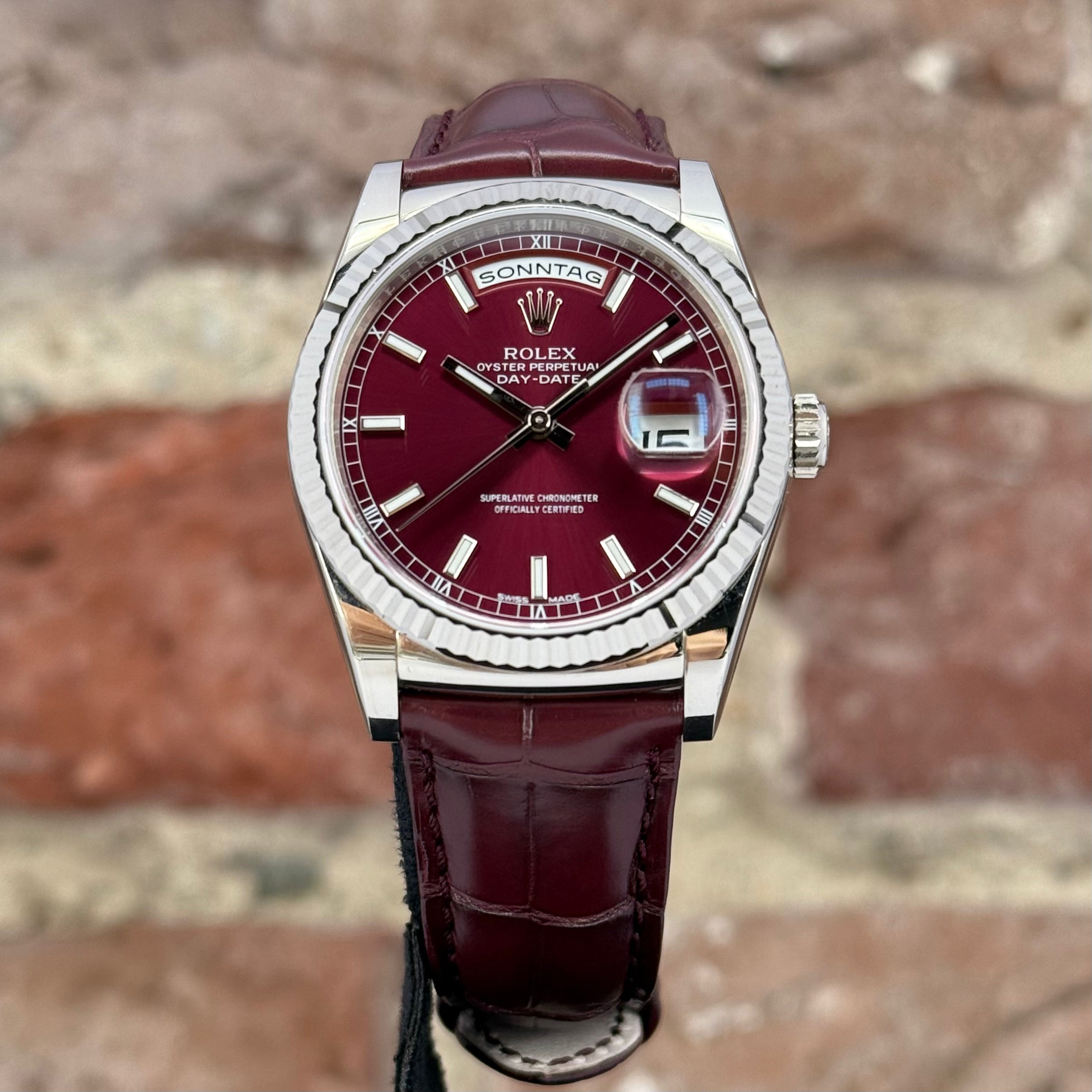 Rolex Daydate 36 - Kirschrotes Zifferblatt `Cherry`, Modell 2016, Ref. 118139