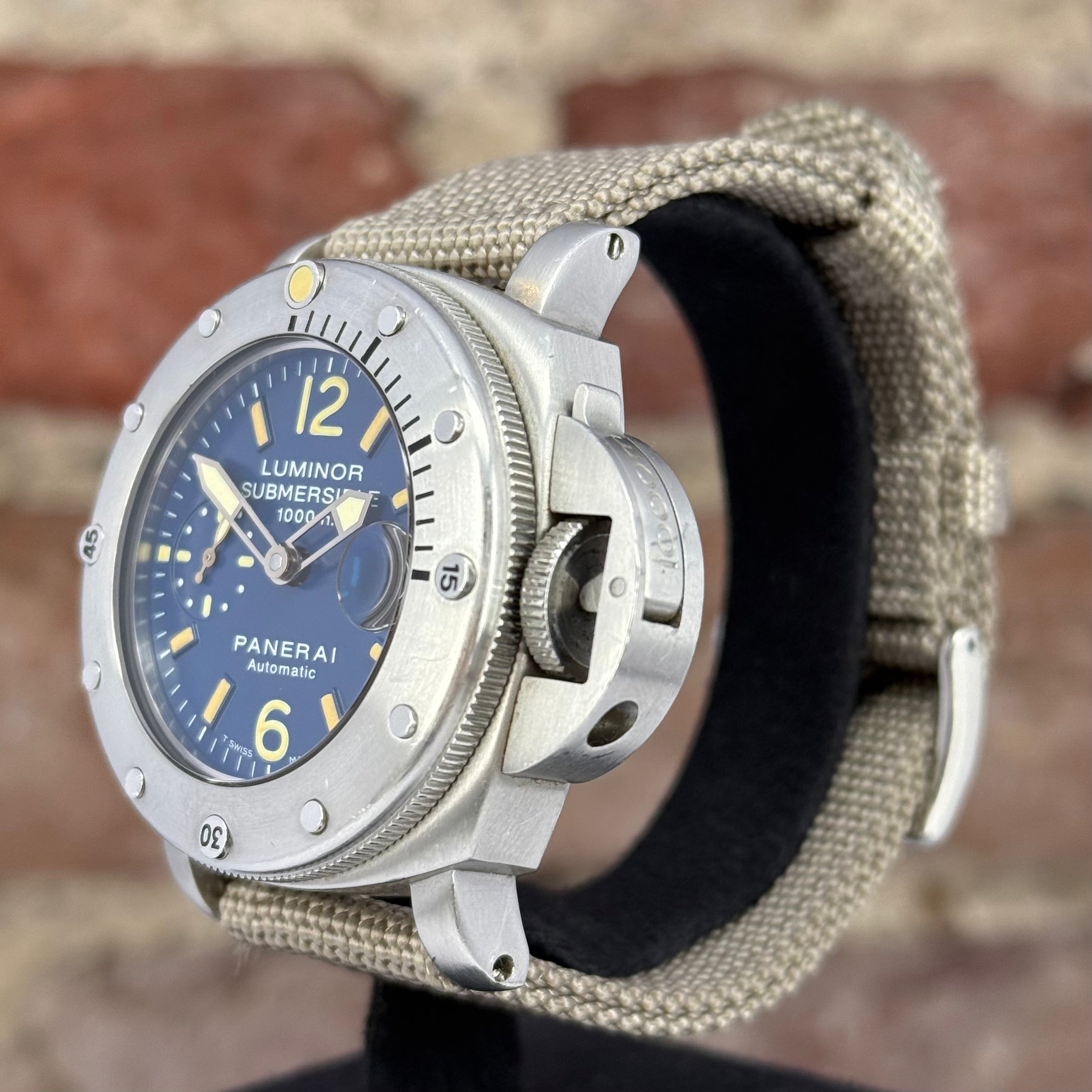 Panerai Luminor Marina 44 - Blaues Zifferblatt, Ref. PAM00087