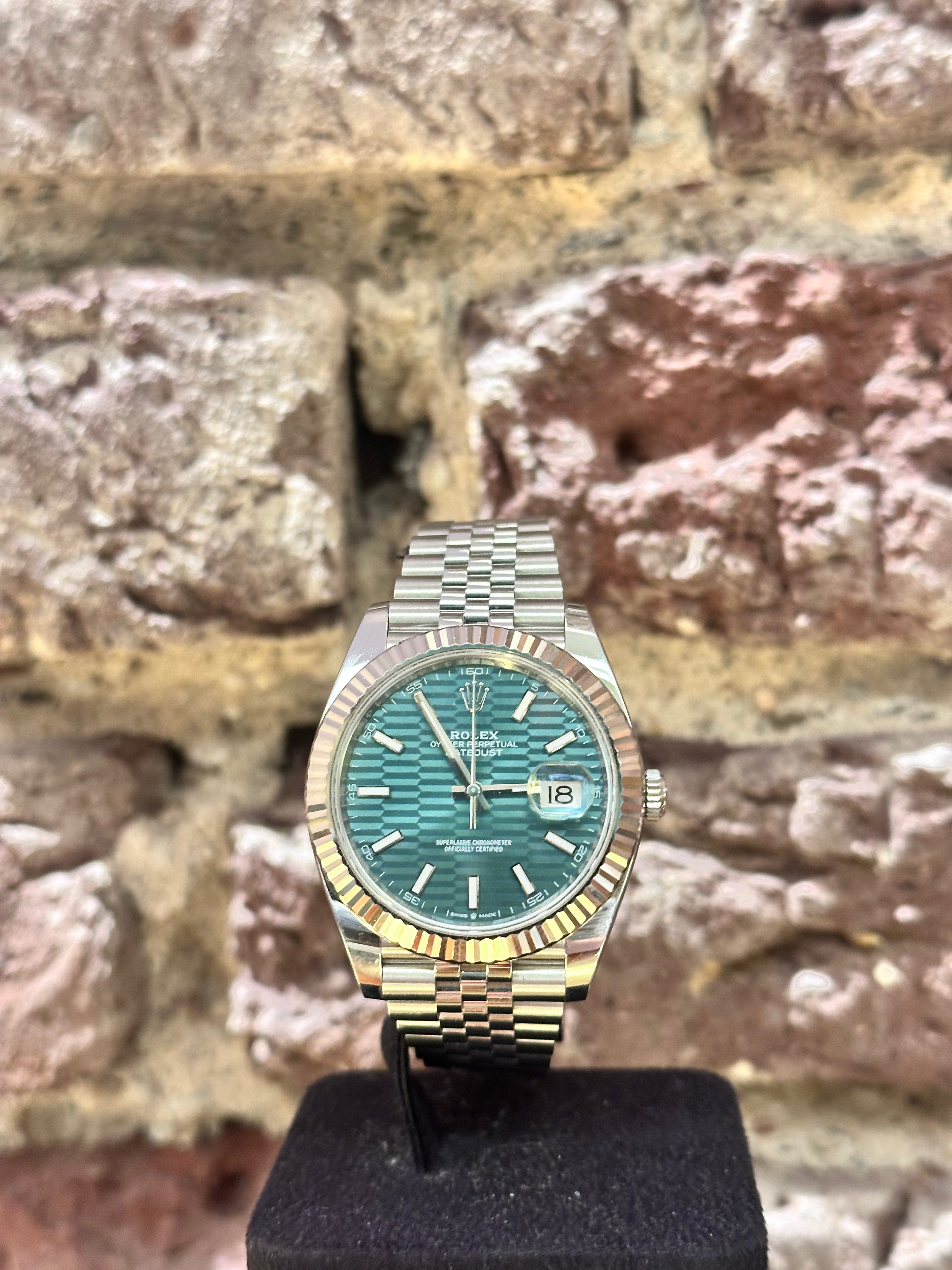 Rolex Datejust 41 - Grünes Motiv Zifferblatt, Modell 2024, Ref.126334
