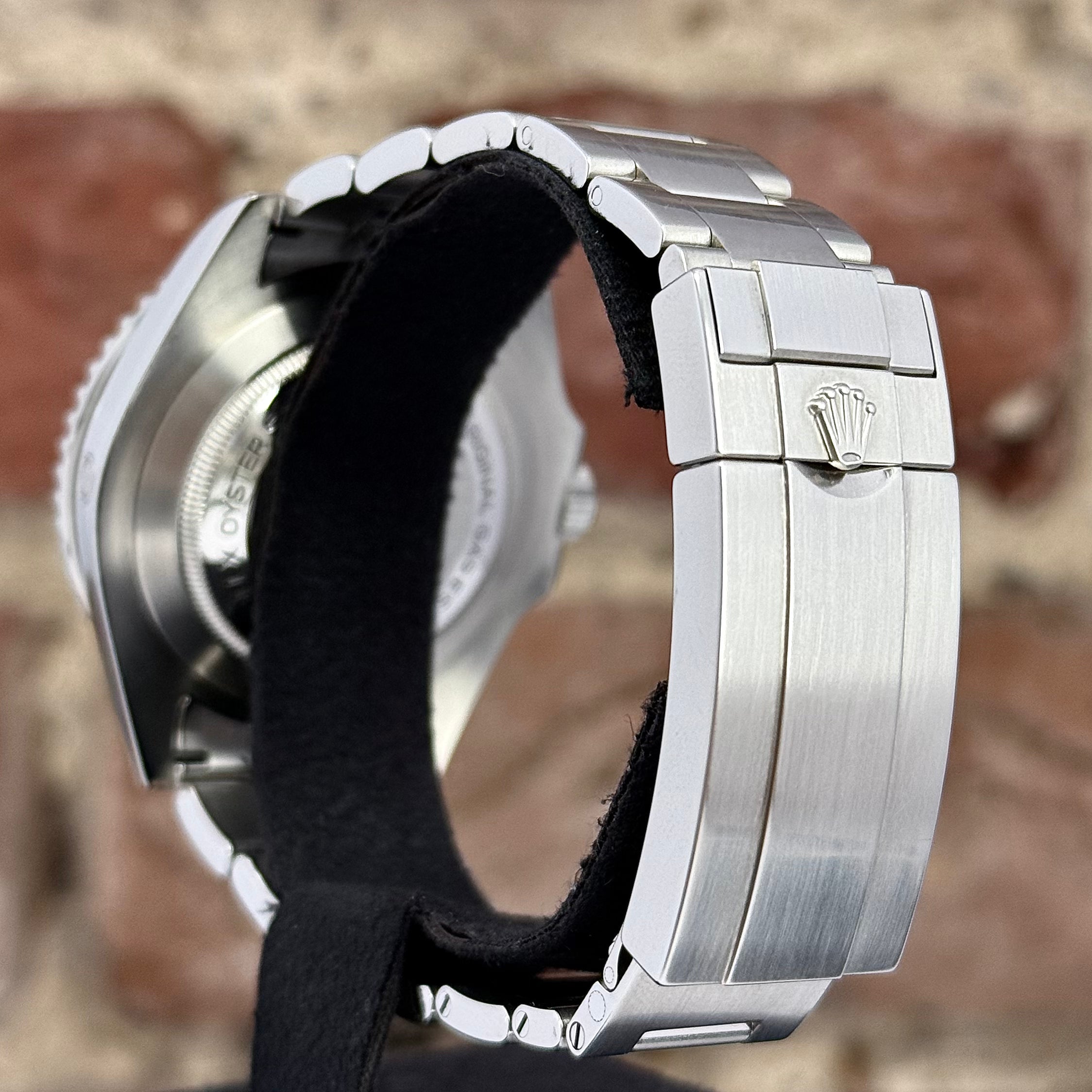 Rolex Seadweller 43 - Schwarzes Zifferblatt, Modell 2022, Ref.126600