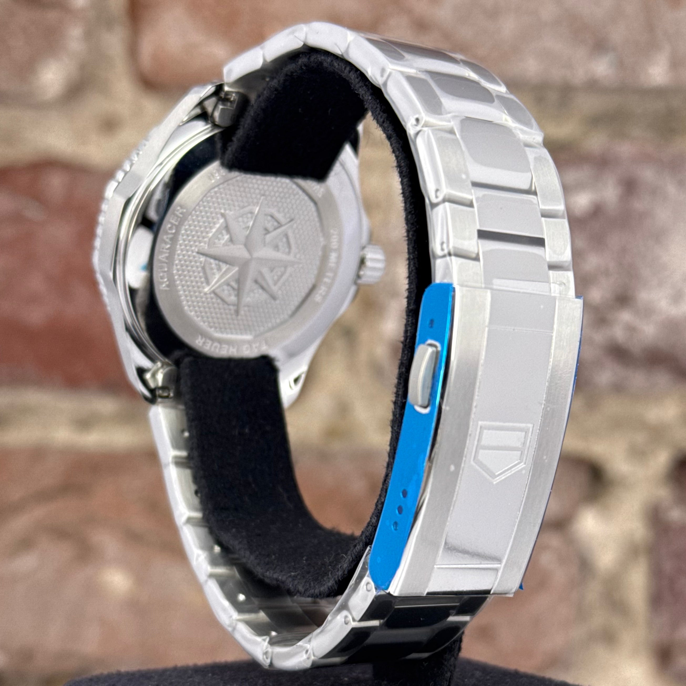 TAG Heuer Aquaracer Professional 200 - Blaues Zifferblatt, Modell 2026, Ref. WBP1113