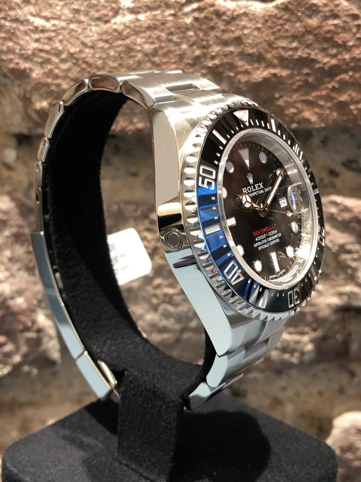 Rolex Seadweller 43 - Schwarzes Zifferblatt, Modell 2022, Ref.126600