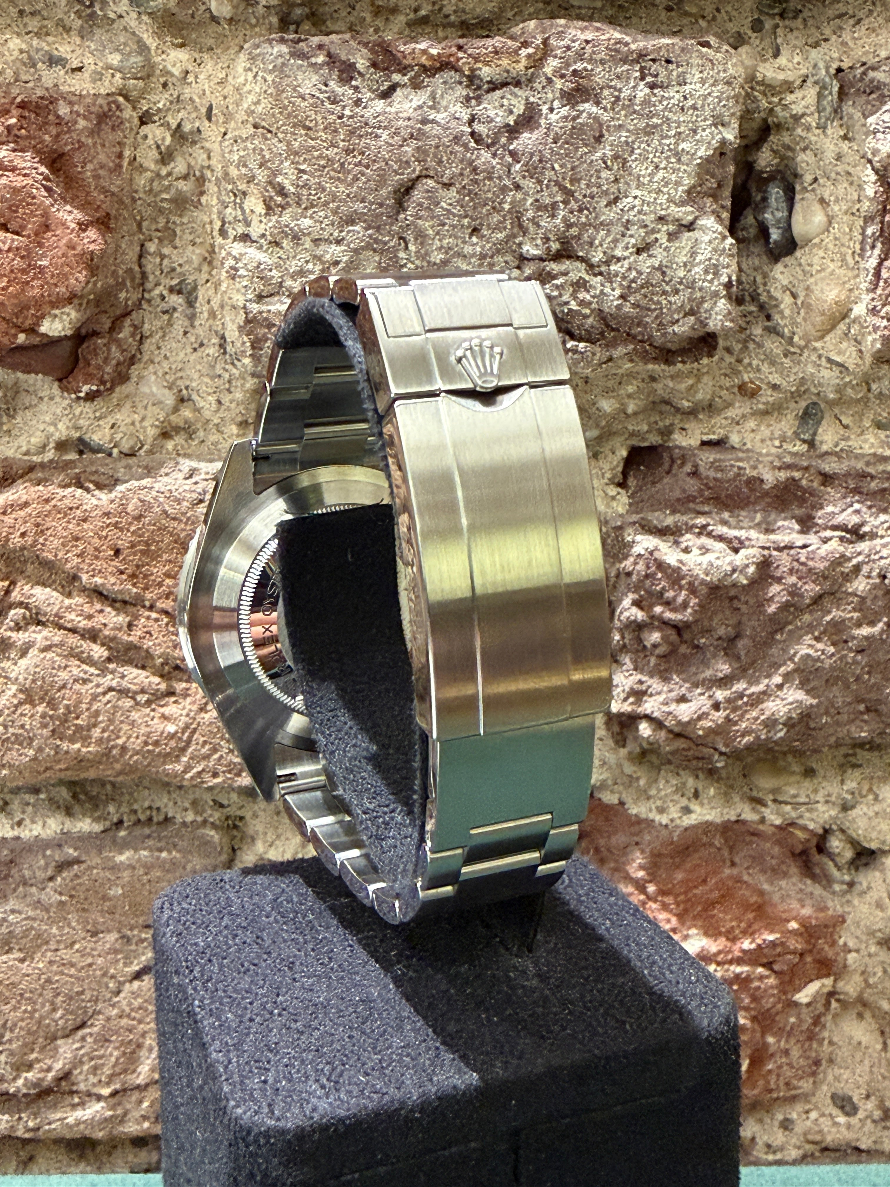 Rolex Seadweller 43 - Schwarzes Zifferblatt, Modell 2021, Ref.126600