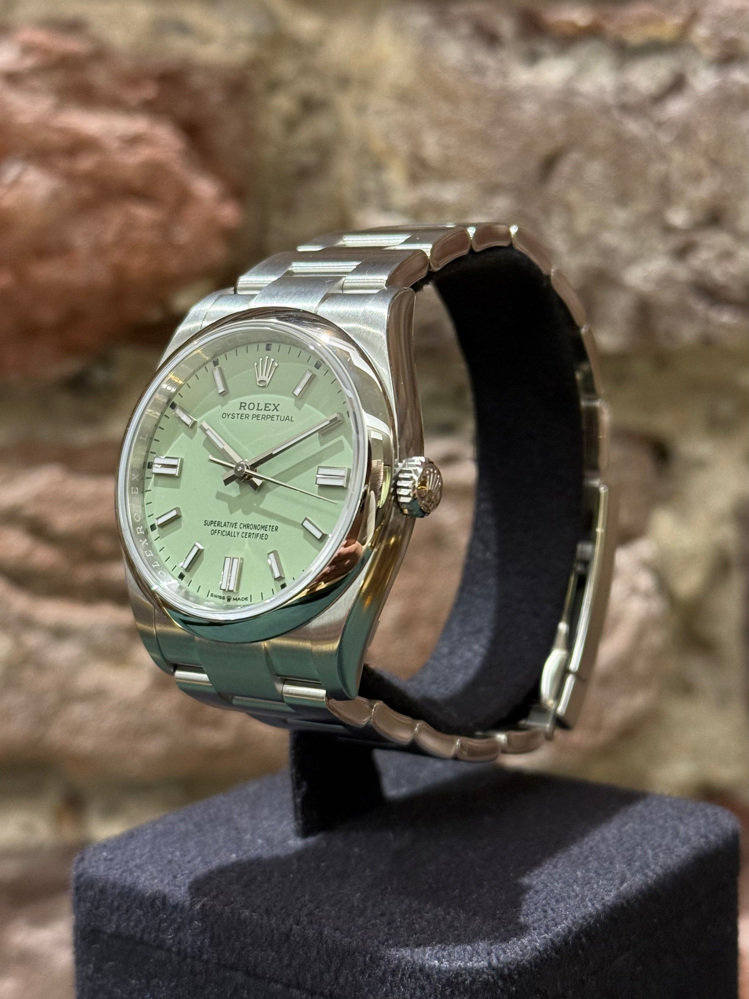 Rolex Oyster Perpetual 36 - Pistachio Zifferblatt, Modell 2025, Ref.126000