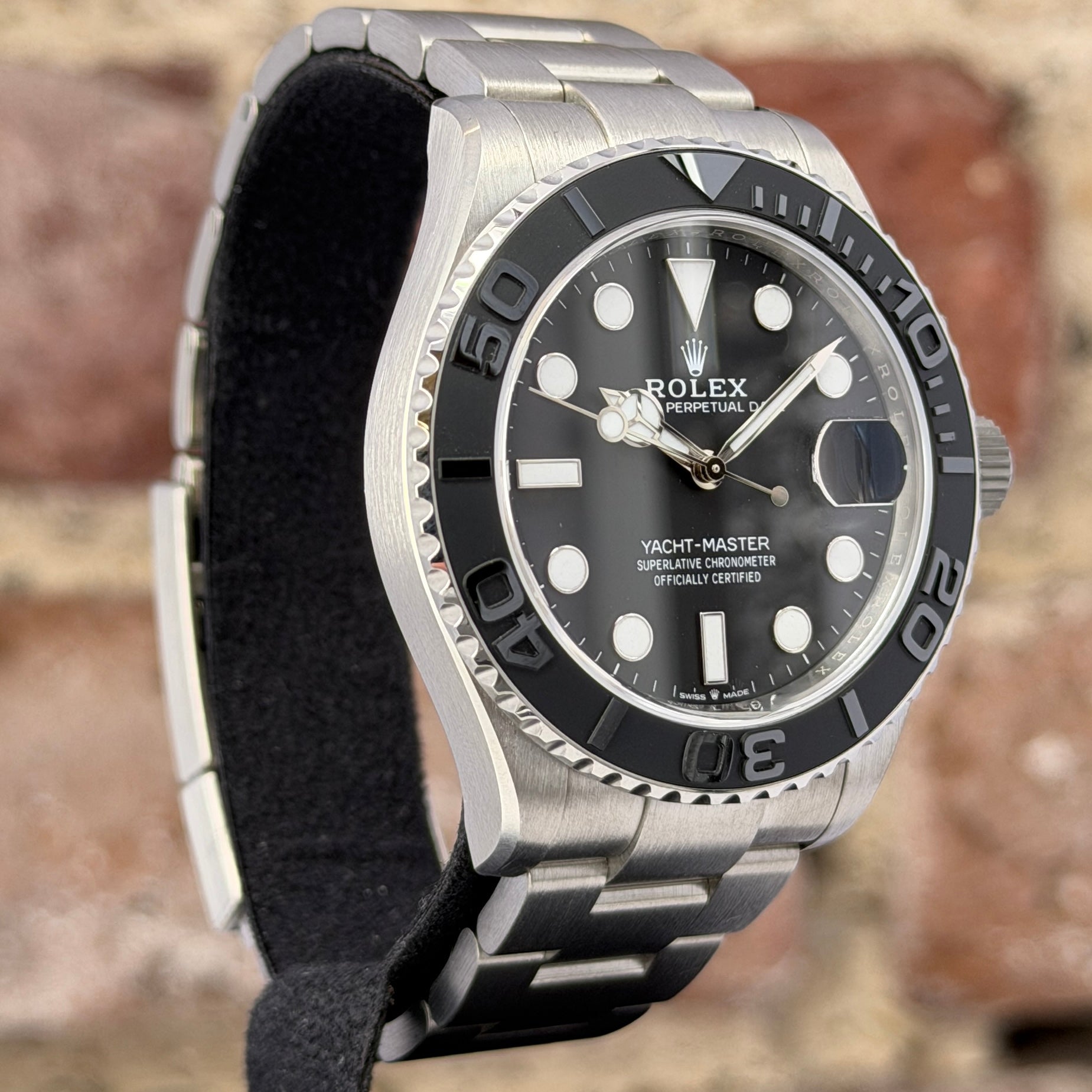 Rolex Yacht-Master - Schwarzes Zifferblatt, Modell 2024, Ref. 226627