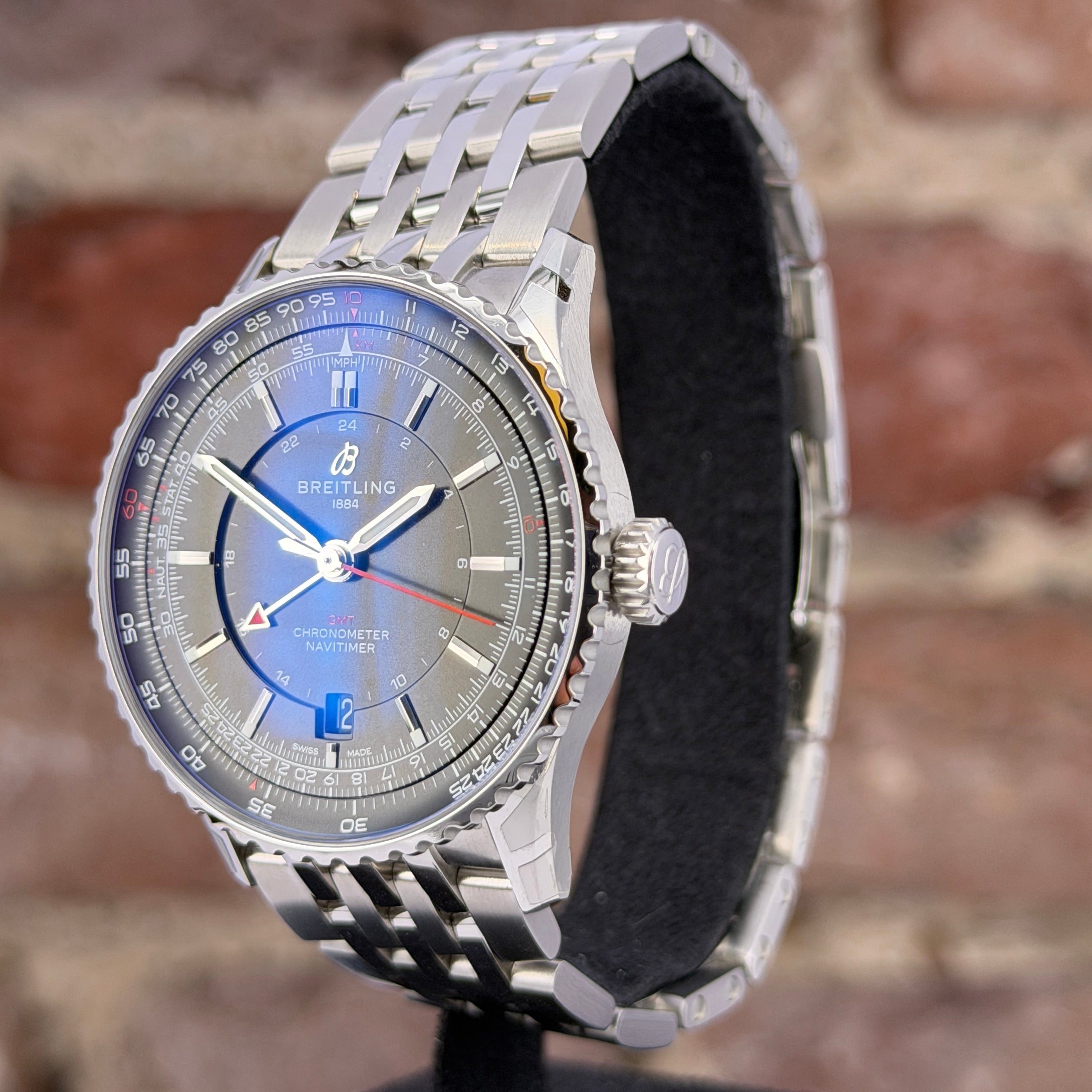 Breitling Navitimer- Schwarzes Zifferblatt,Modell 2021, Ref.A32310