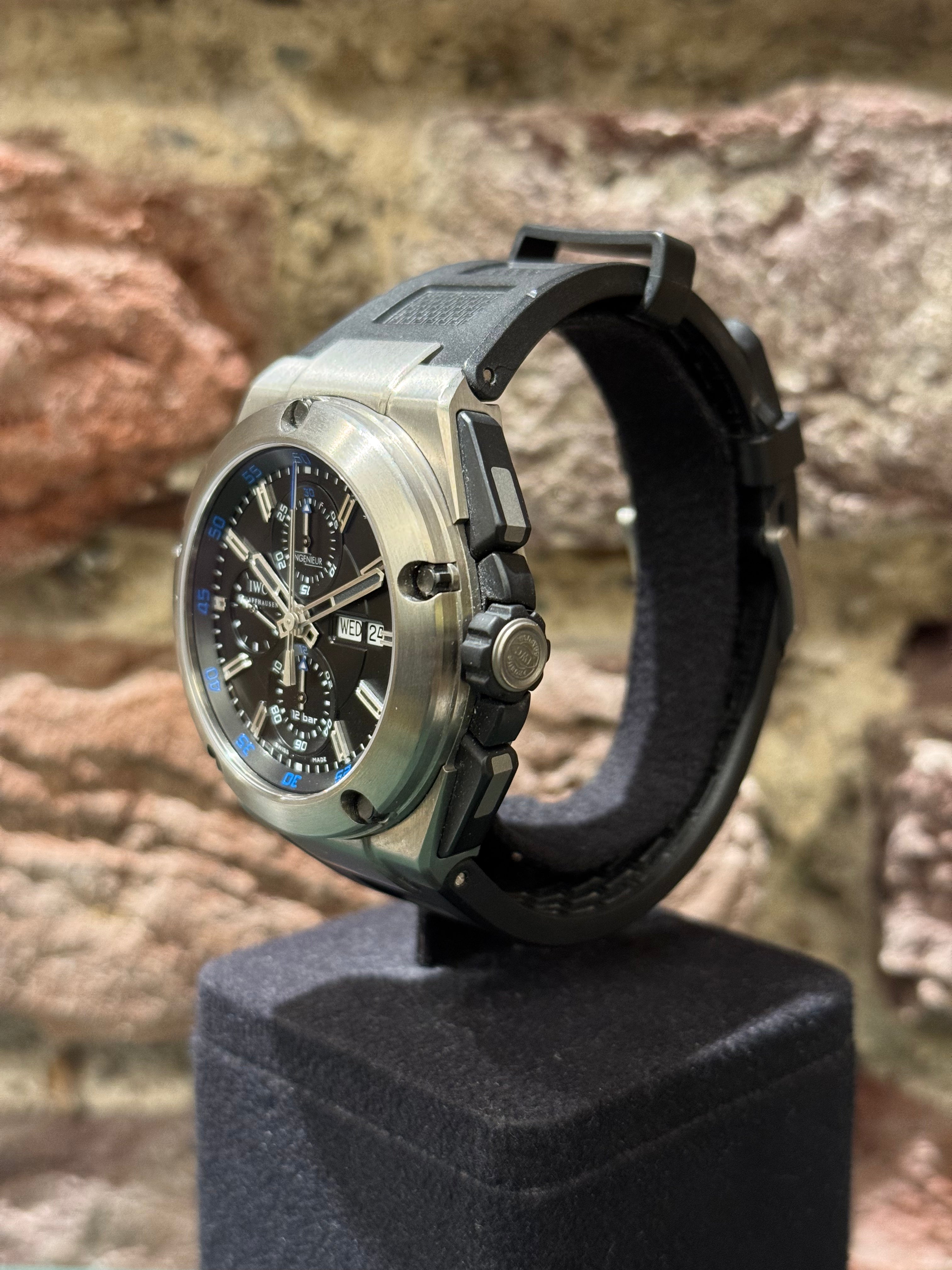 IWC Chronograph - Schwarzes Zifferblatt, Modell 2011, Ref. IW376501