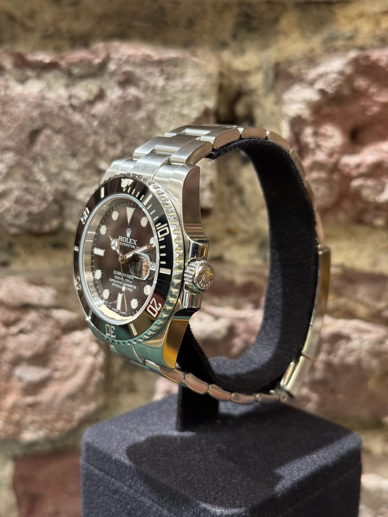 Rolex Submariner 40 - Schwarzes Zifferblatt, Modell 2016, Ref.116610LN