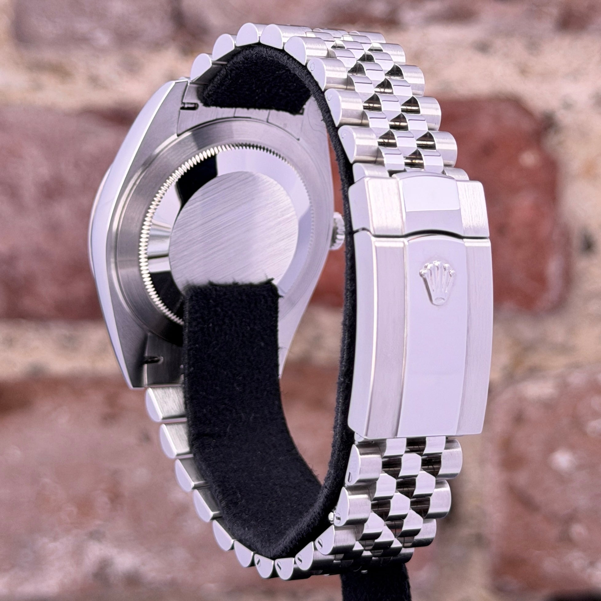 Rolex Datejust 41 - Schwarzes Zifferblatt mit Diamanten, Modell 2021, Ref.126334