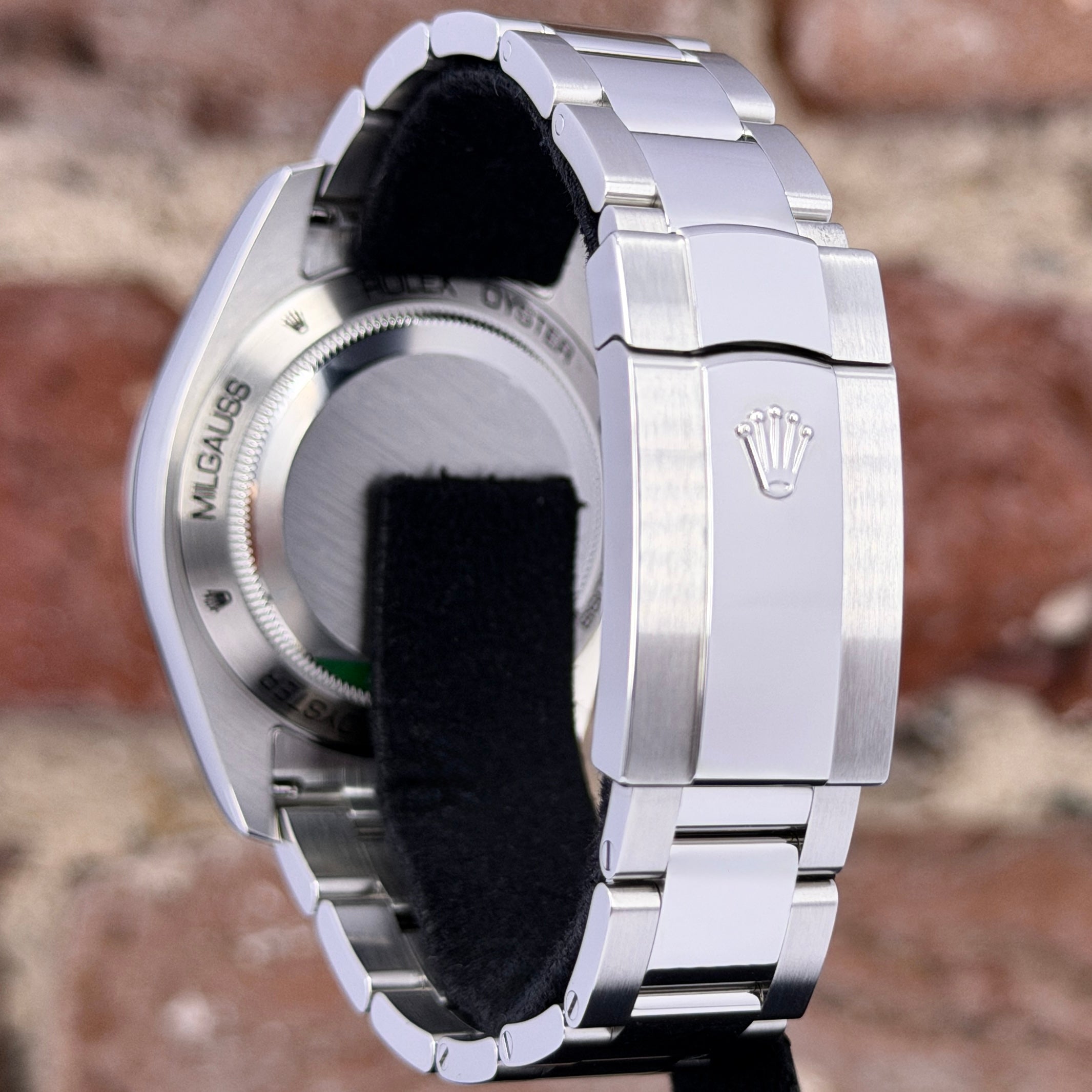 Rolex Milgauss - Schwarzes Zifferblatt, Modell 2023, Ref. 116400GV