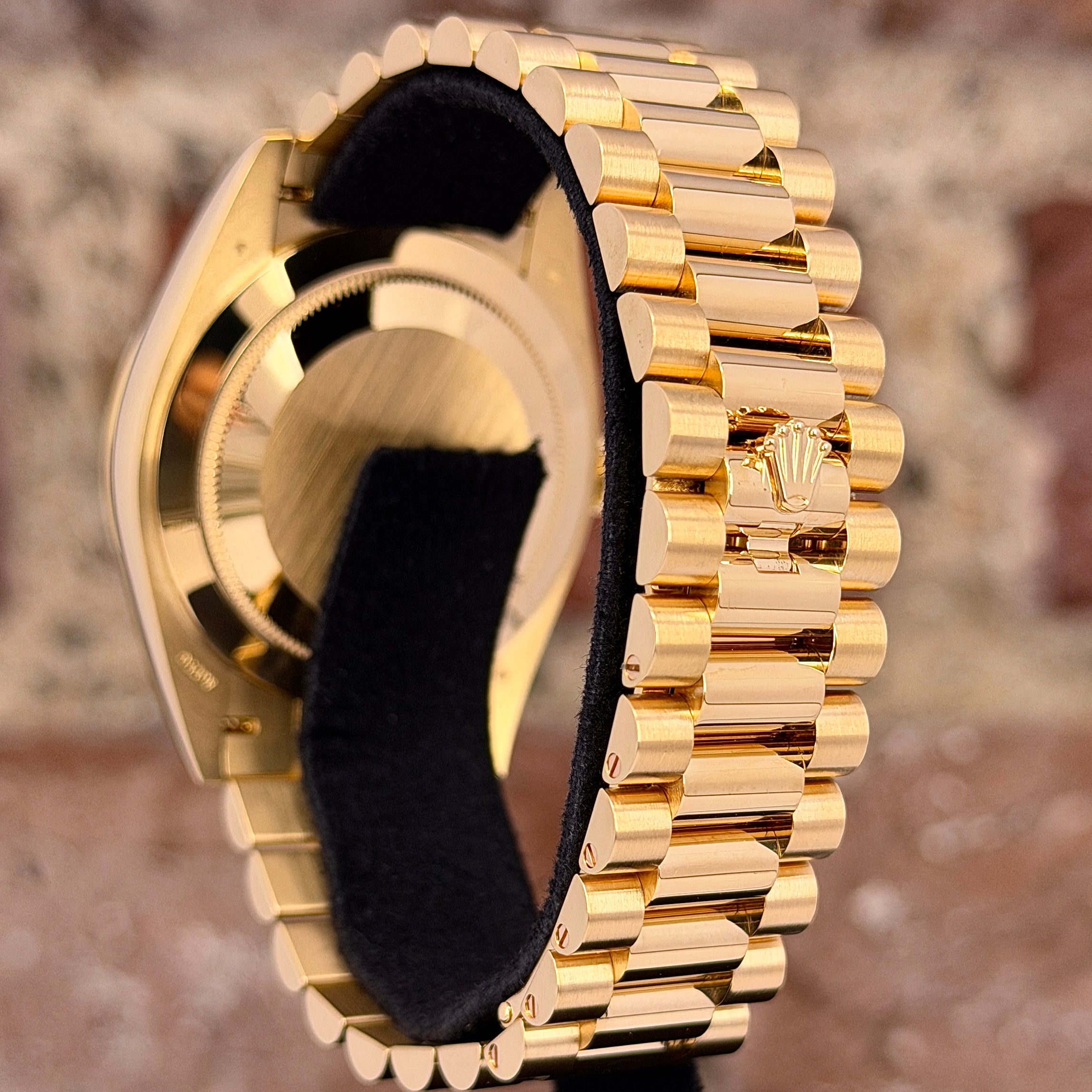 Rolex Day-Date 40 – Schwarzes Zifferblatt, Modell 2021, Ref. 228238