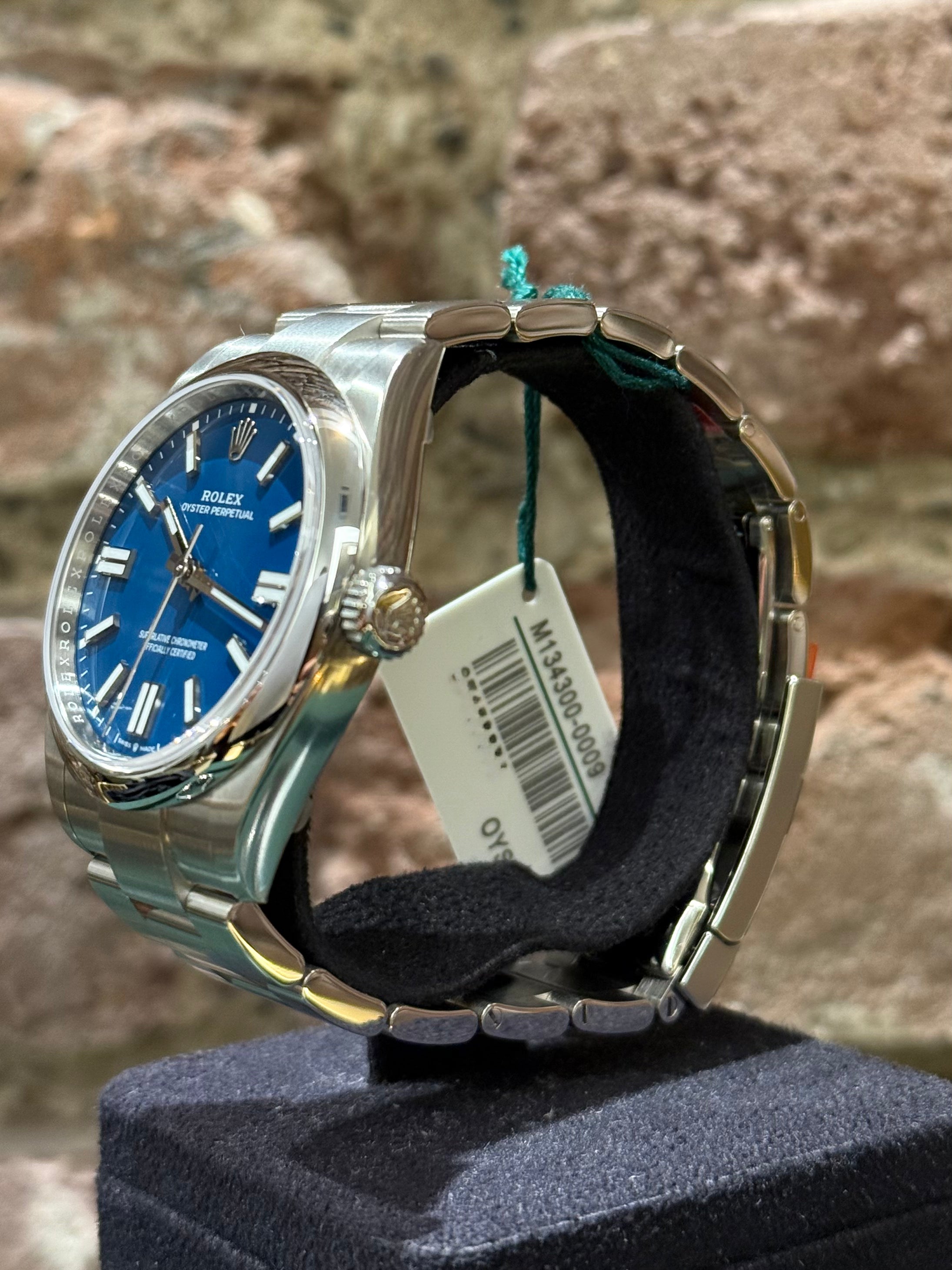 Rolex Oyster Perpetual 41 - Blaues Zifferblatt Modell 2025, Ref. 134300