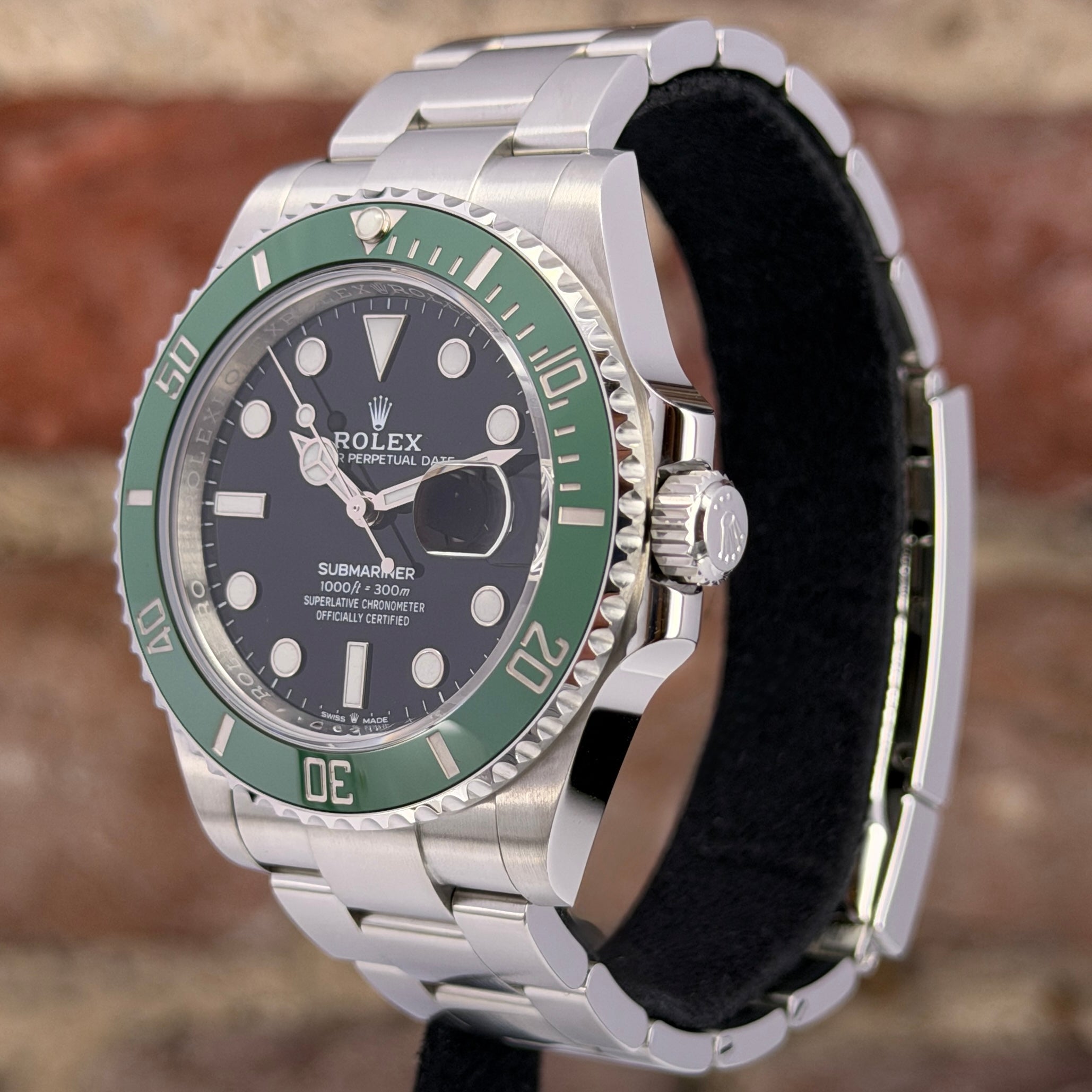 Rolex Submariner 41 - Schwarzes Zifferblatt, Modell 2021, Ref.126610LV