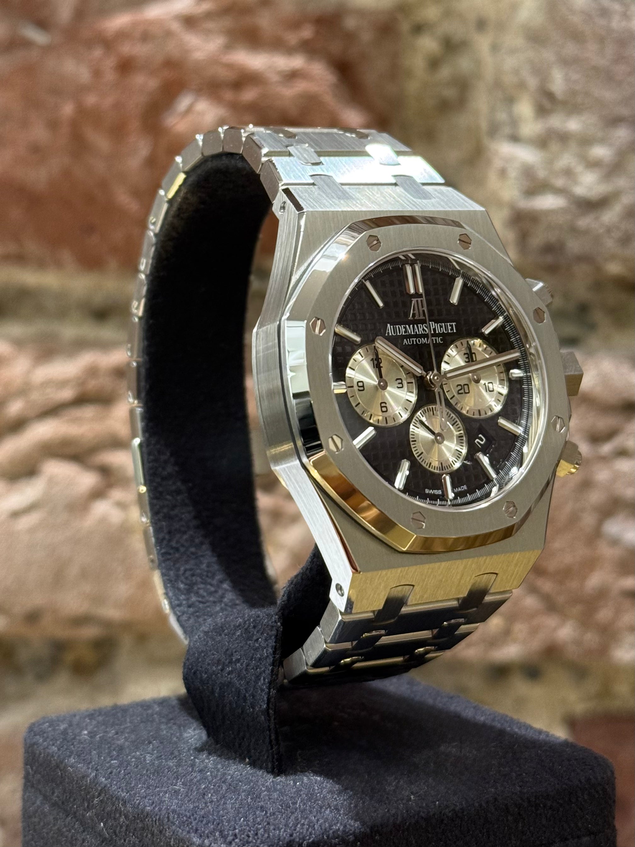 Audemars Piguet Royal Oak Chronograph - Schwarzes Zifferblatt, Modell 2021, Ref. 26331ST