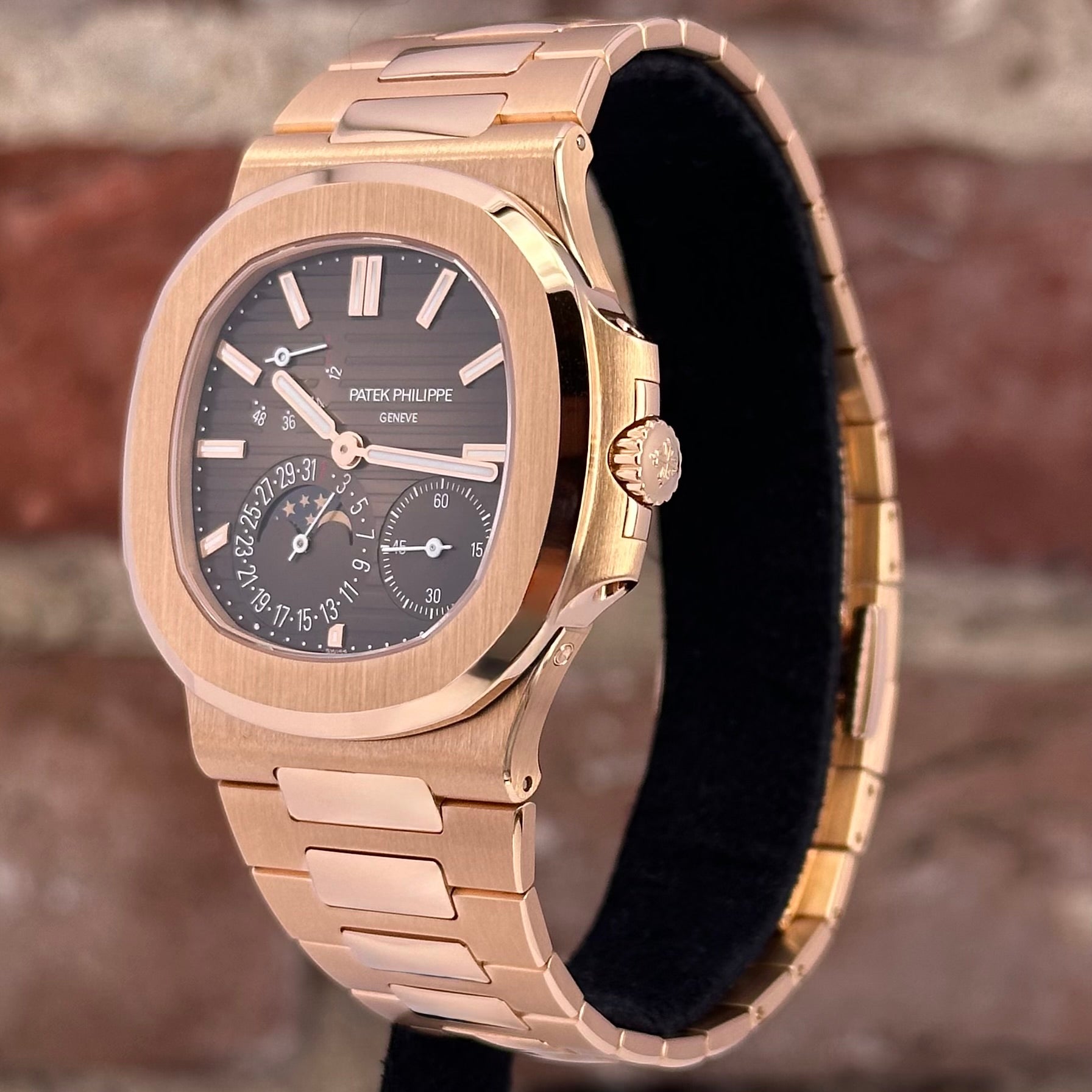 Patek Philippe Nautilus - Braunes Zifferblatt, Modell 2024, Ref.5712R
