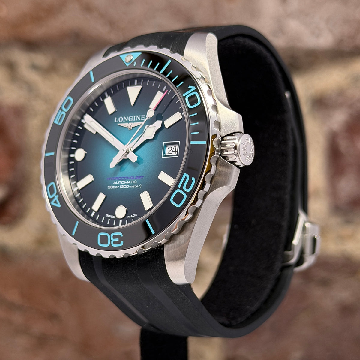 Longines HydroConquest - Schwarz/Türkises Zifferblatt, Modell 2026, Ref.L37884099