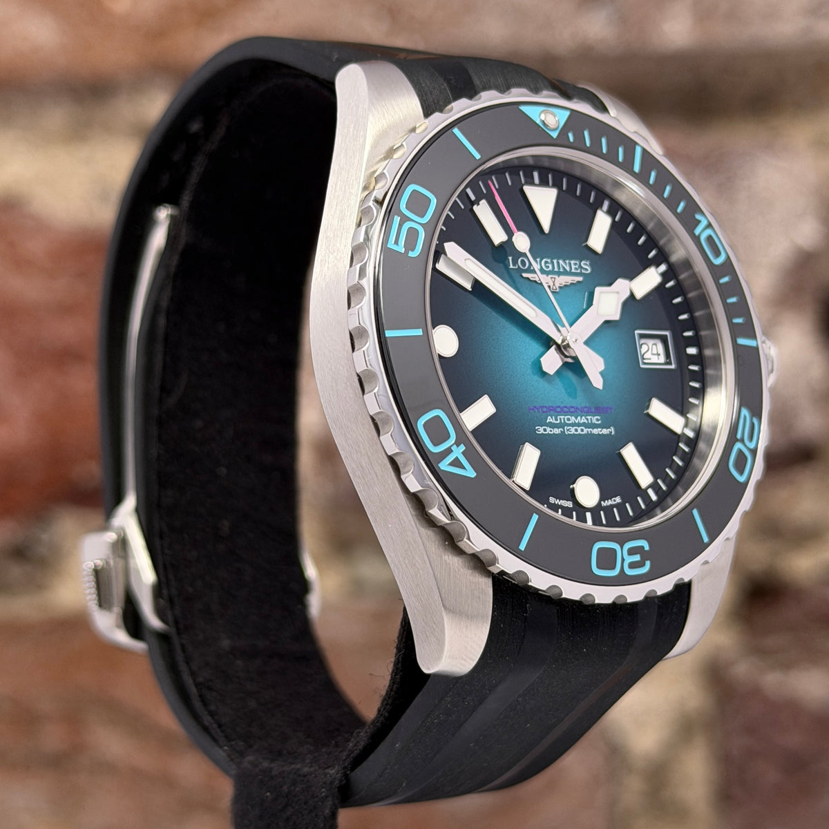Longines HydroConquest - Schwarz/Türkises Zifferblatt, Modell 2026, Ref.L37884099