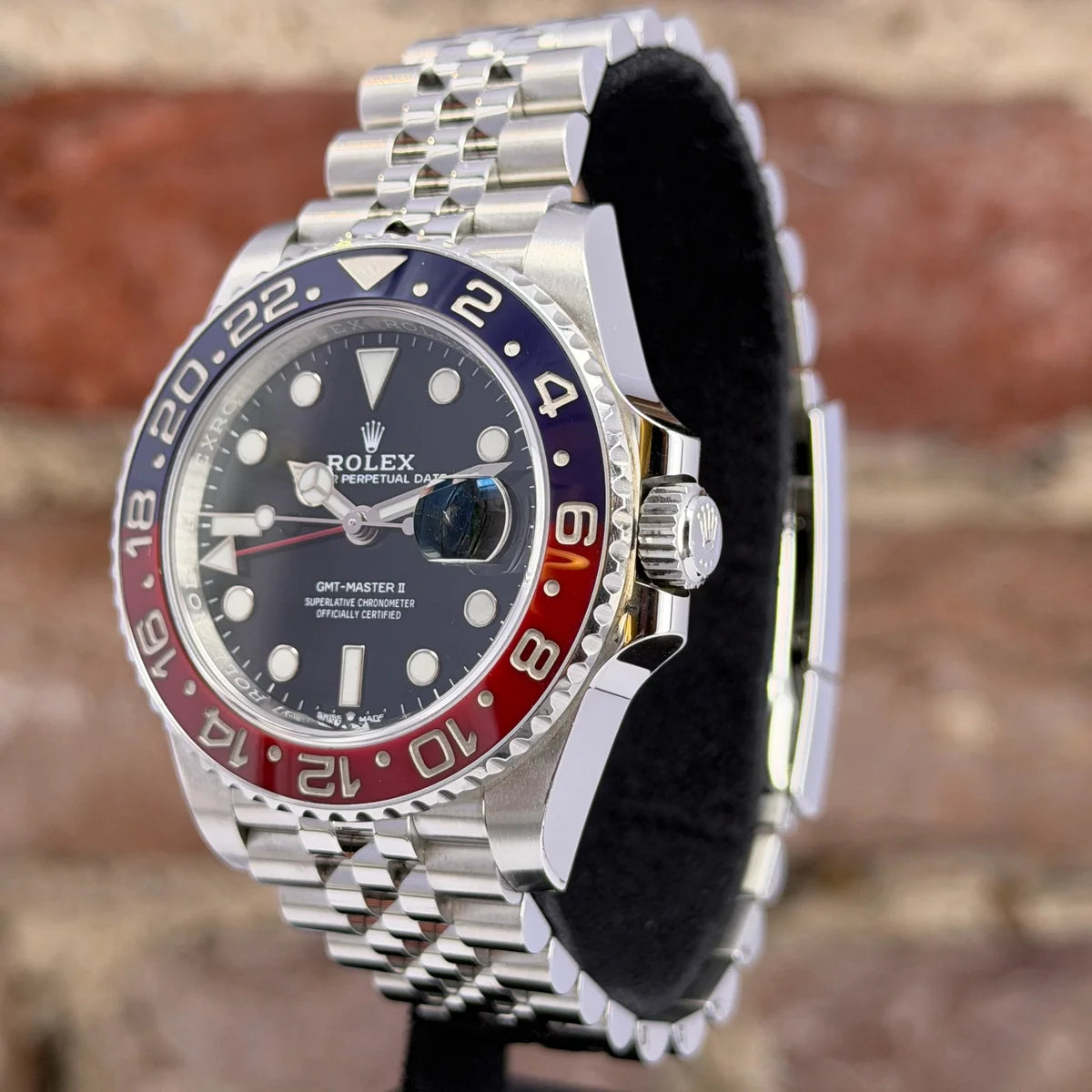 Rolex Gmt Master 40 - Schwarzes Zifferblatt, Modell 2022, Ref. 126710BLRO
