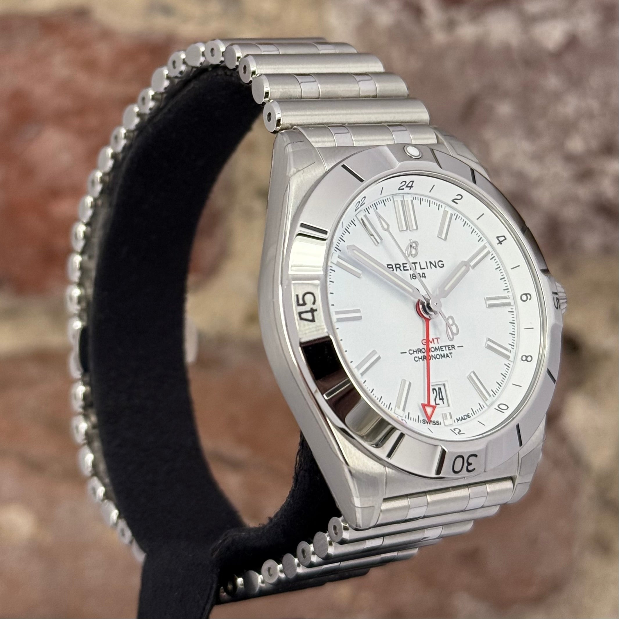 Breitling Chronomat Automatic GMT 40 - Weißes Zifferblatt, Modell 2025, Ref. A32398