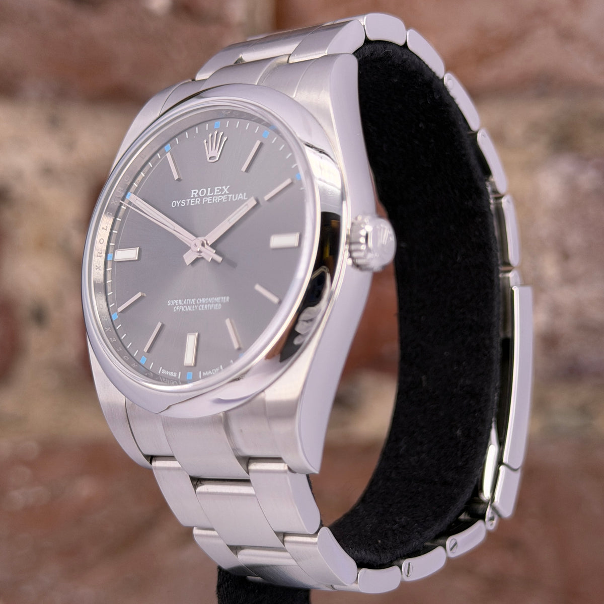 Rolex Oyster Perpetual 39 - Graues Zifferblatt, Modell 2016, Ref.114300