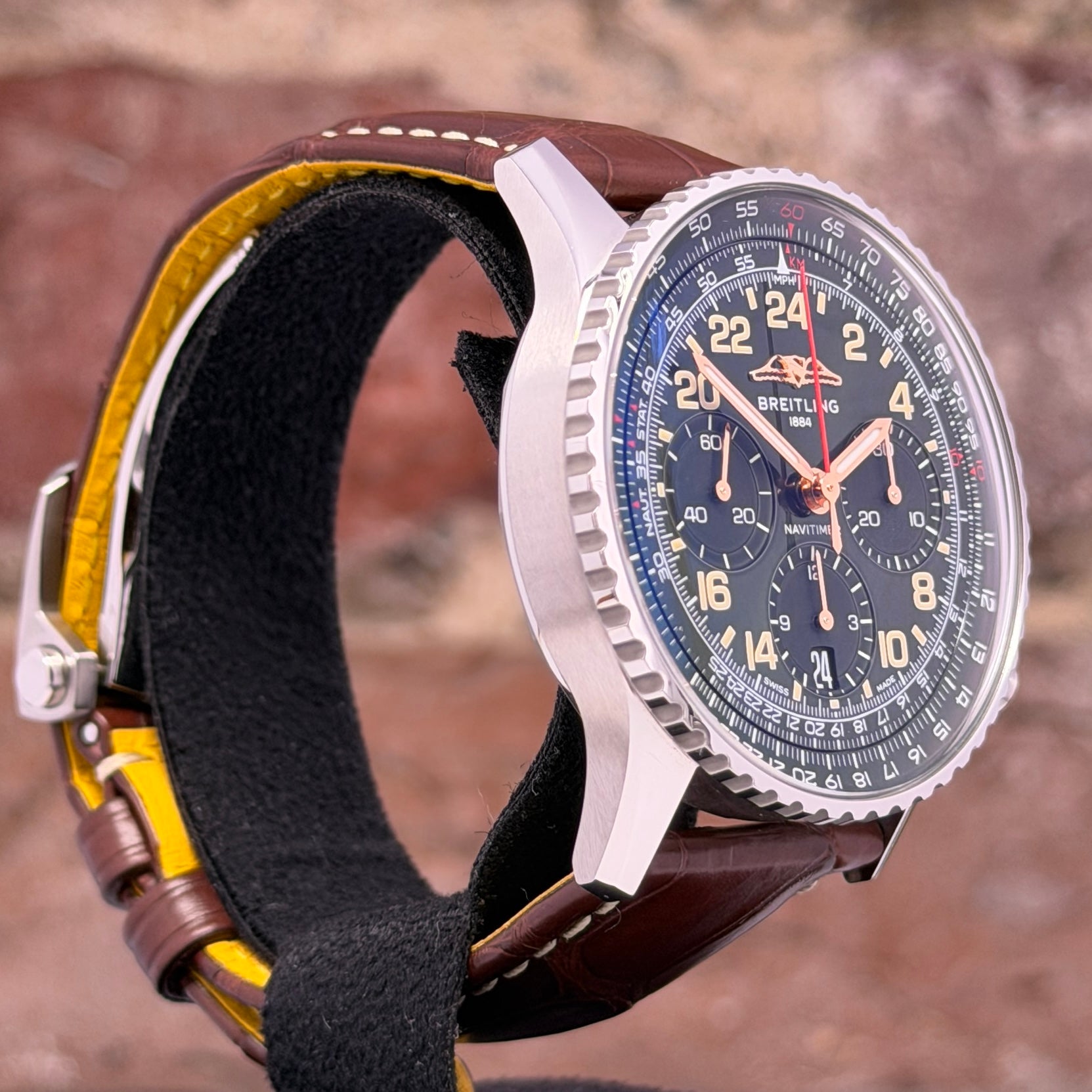 Breitling Navitimer B02 Chronograph 41 Cosmonaute - Grünes Zifferblatt, Ref. AB0230