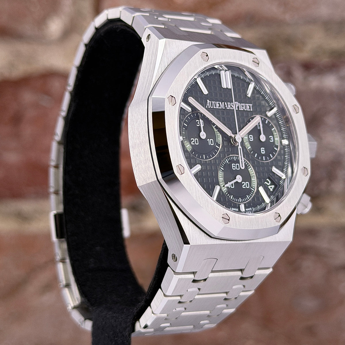 Audemars Piguet Royal Oak Chronograph -  Grünes Zifferblatt, Modell 2026, Ref. 26240ST.OO.1320ST.08