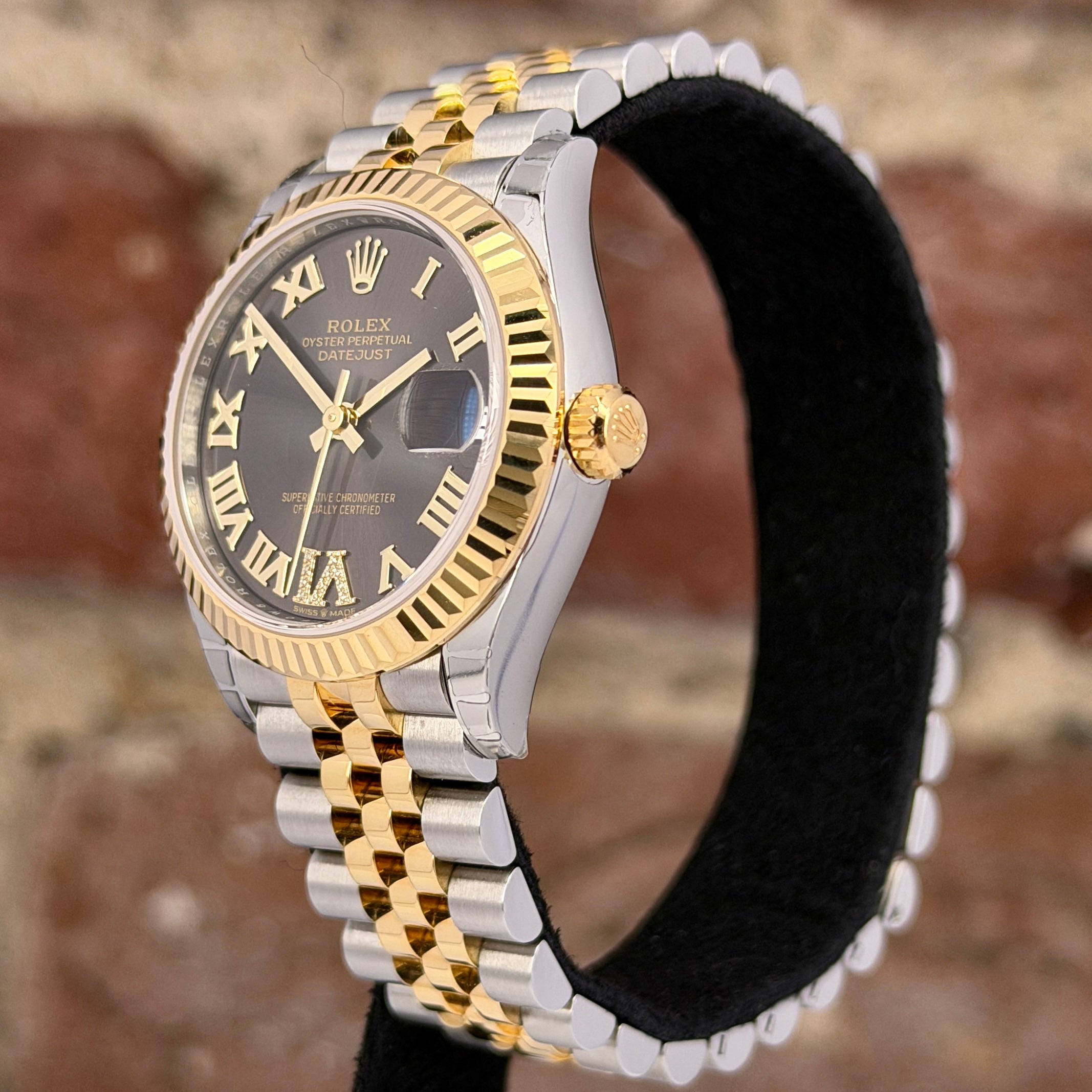 Rolex Datejust 31 - Dark Grey Zifferblatt mit Diamanten, Modell 2026, Ref.278273