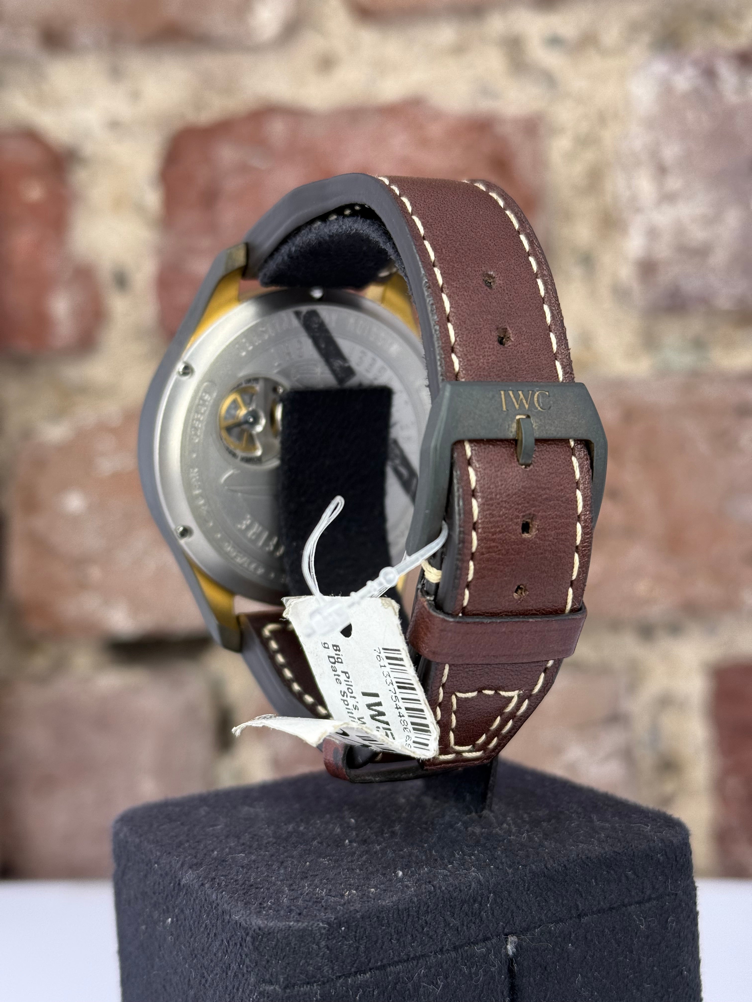 IWC Big Date Spitfire Edition 46 - Grünes Zifferblatt, Modell 2022, Ref. IW510506