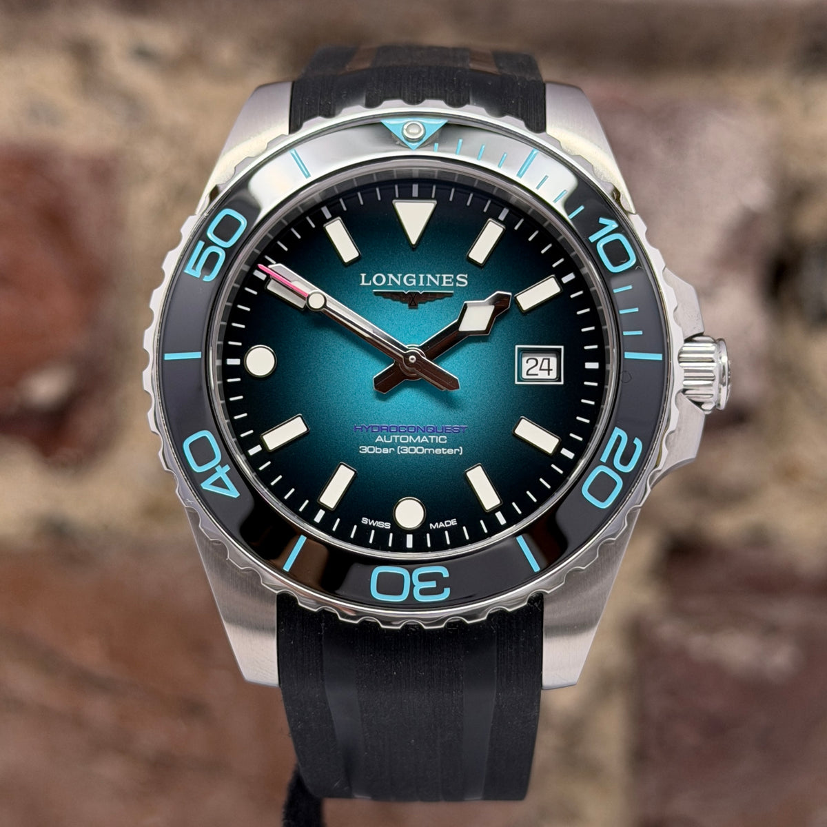 Longines HydroConquest - Schwarz/Türkises Zifferblatt, Modell 2026, Ref.L37884099