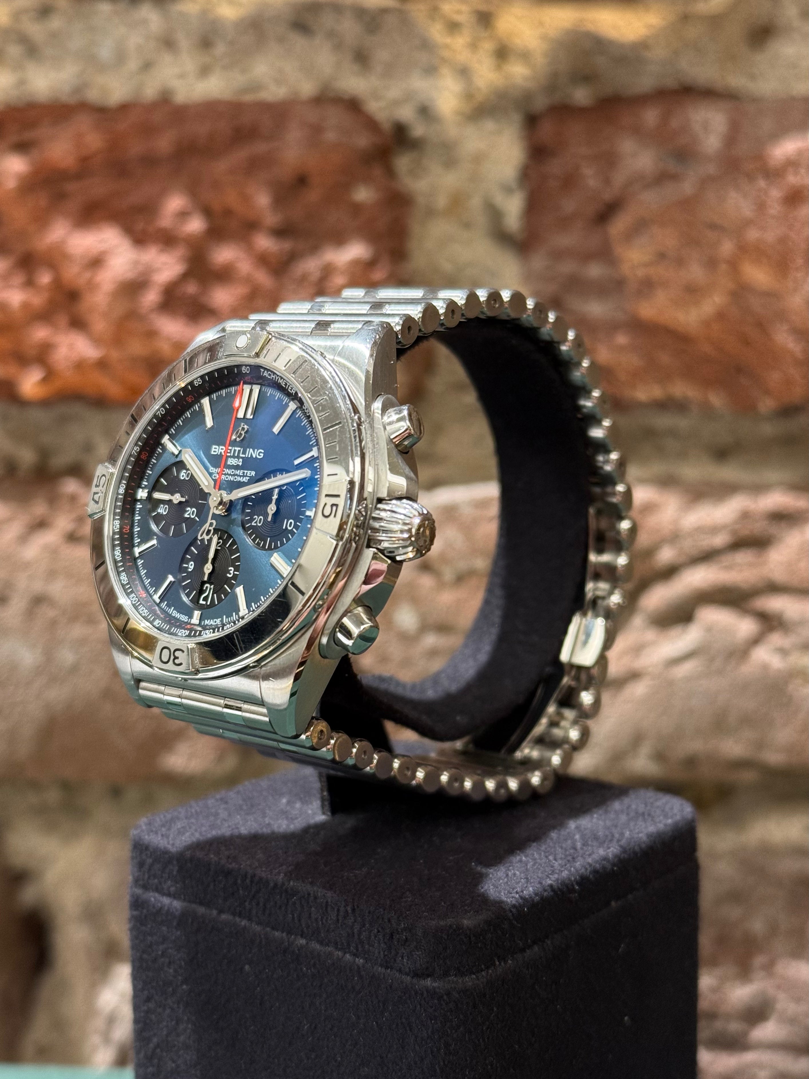 Breitling Super Chronomat 44 - Blaues Zifferblatt, Re.AB0134