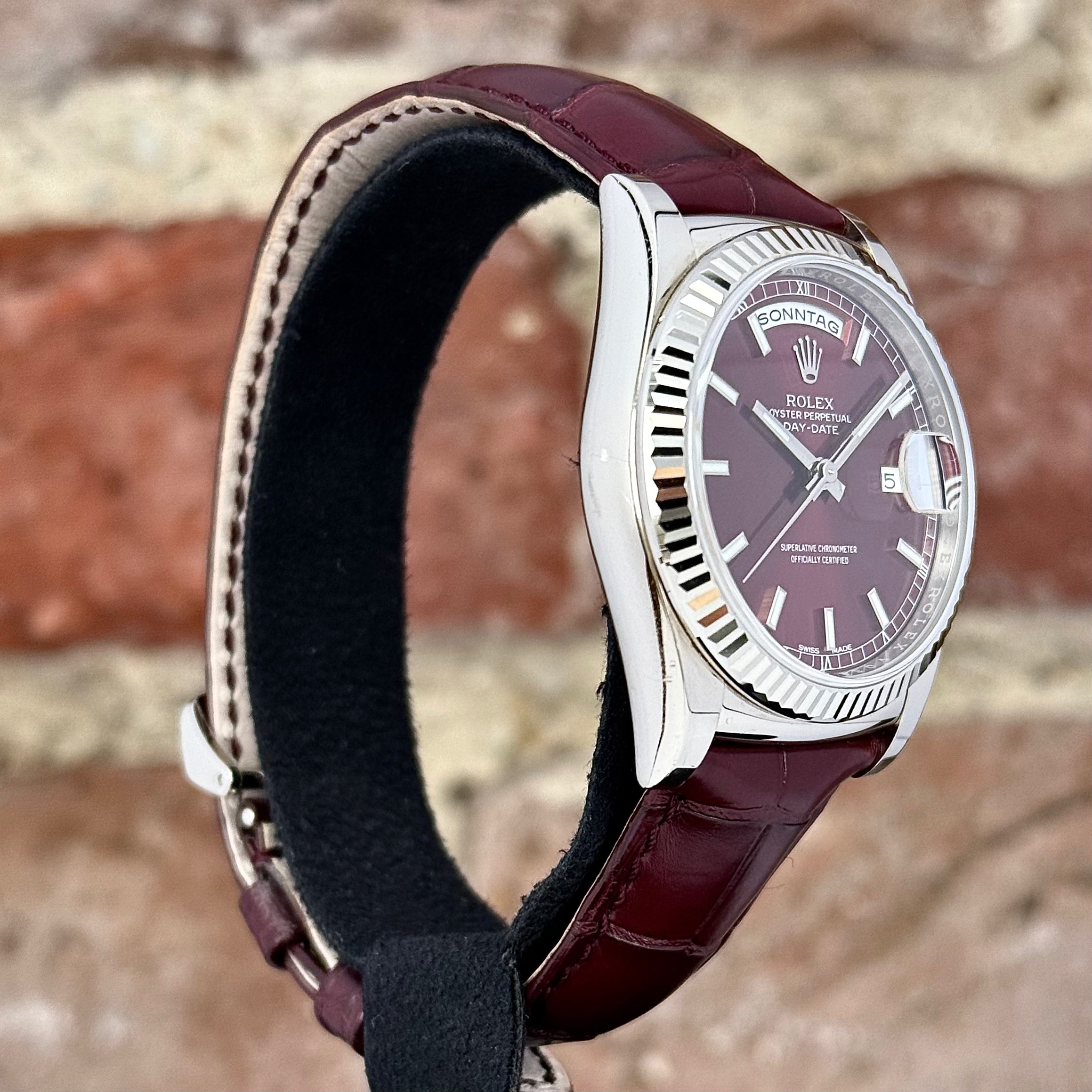 Rolex Daydate 36 - Kirschrotes Zifferblatt `Cherry`, Modell 2016, Ref. 118139