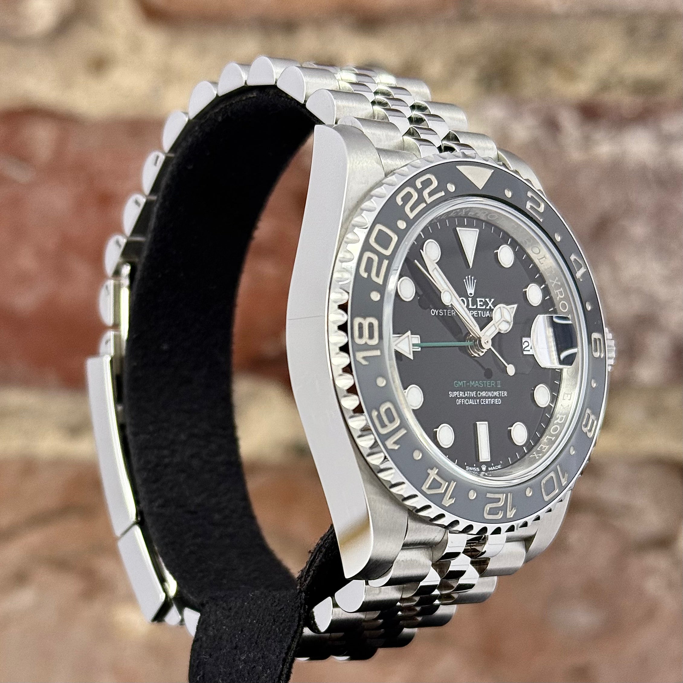 Rolex GMT-Master II - Schwarzes Zifferblatt, Modell 2026, Ref. 126710GRNR