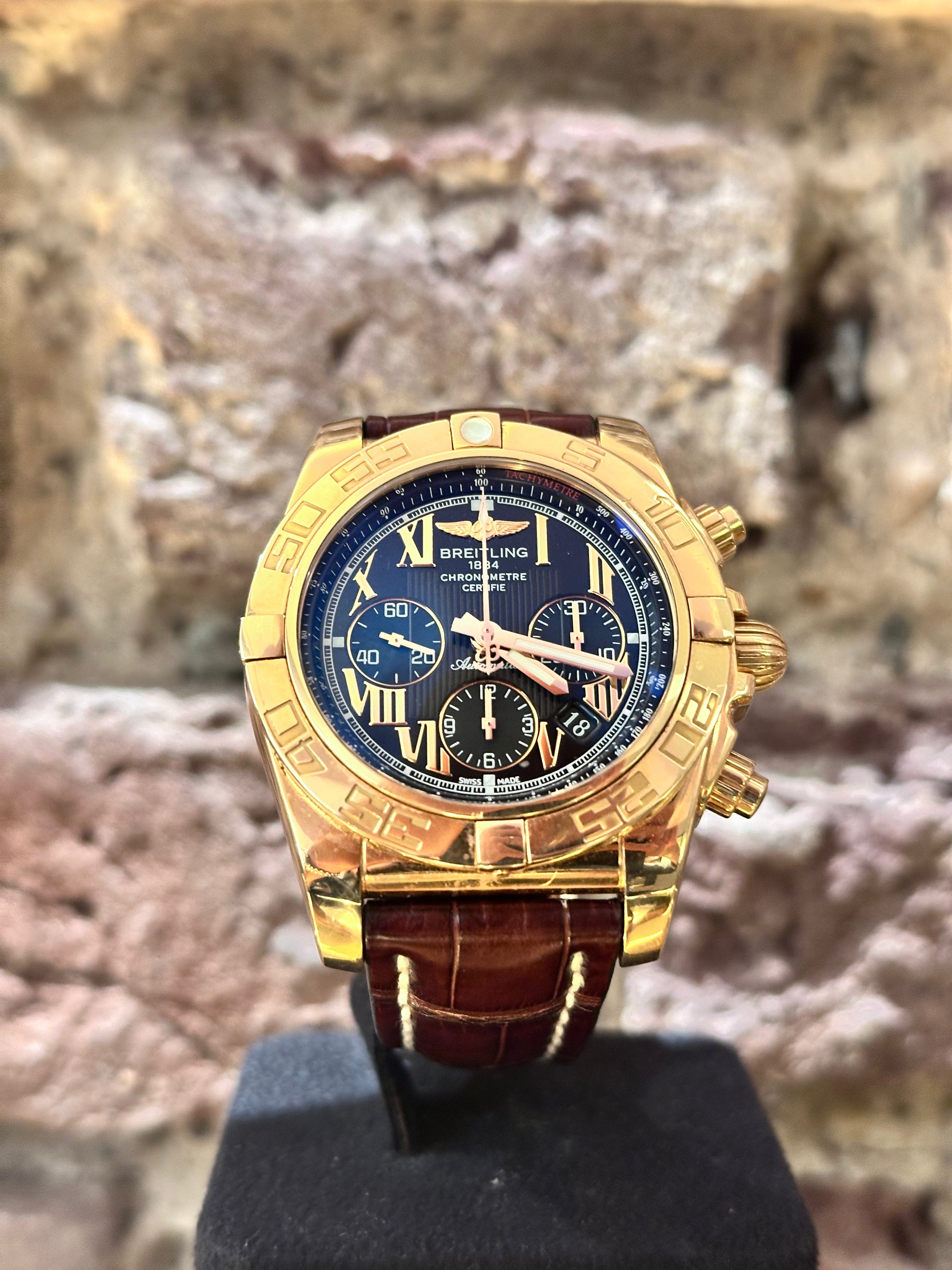Breitling Superchronomat 44 - Schwarzes Zifferblatt, Ref.HB0110