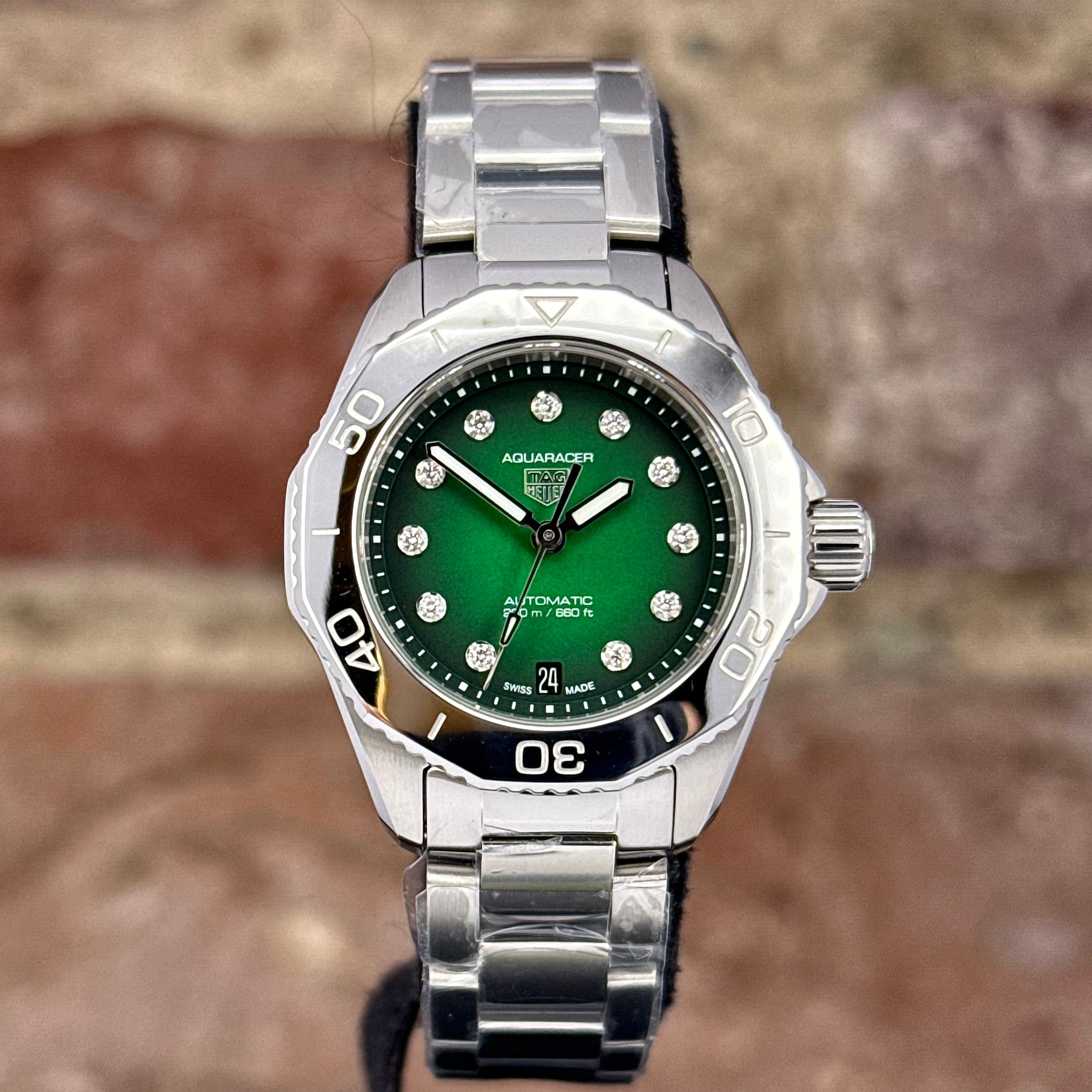 TAG Heuer Aquaracer Professional 200 - Grünes Zifferblatt, Modell 2026, Ref. WBP2415