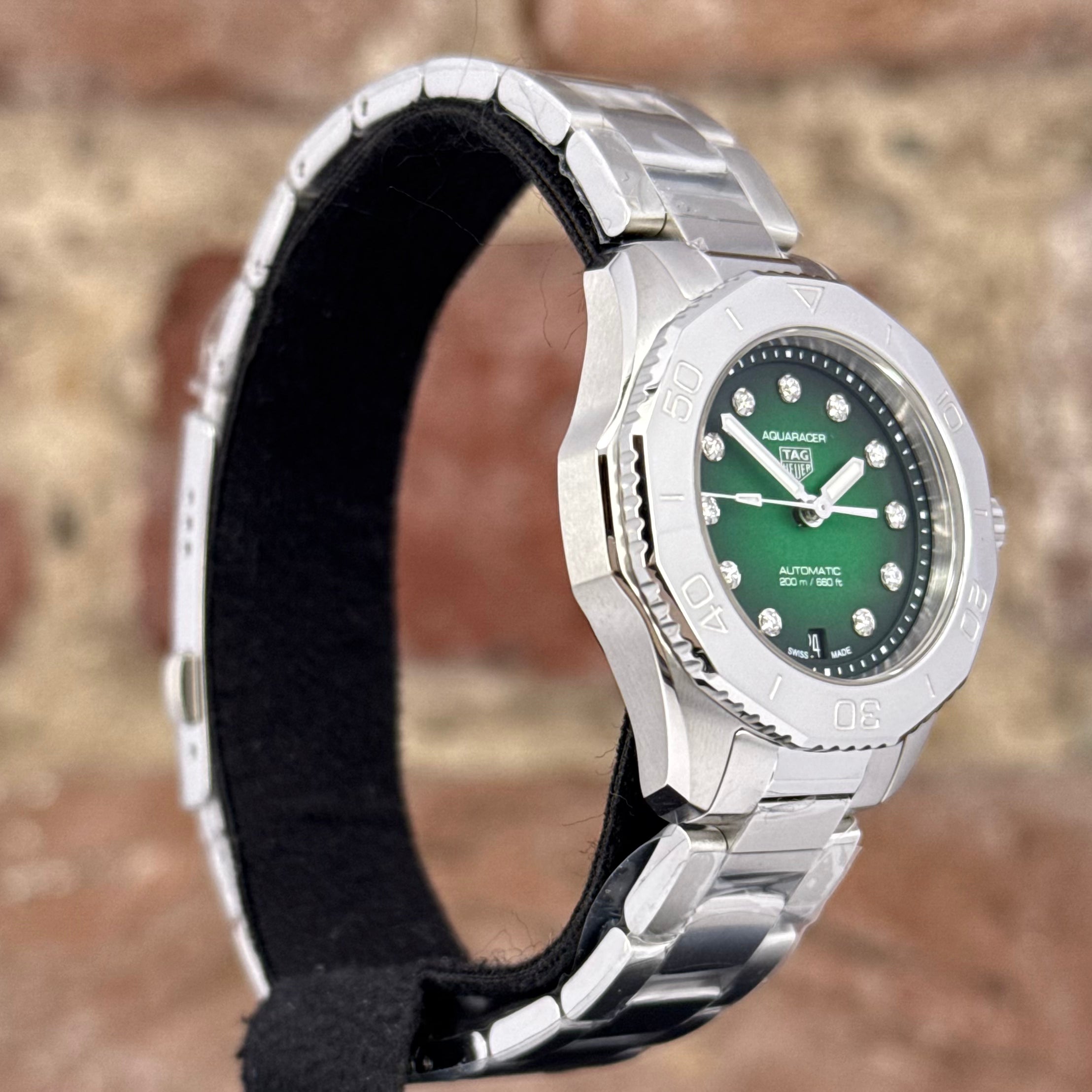 TAG Heuer Aquaracer Professional 200 - Grünes Zifferblatt, Modell 2026, Ref. WBP2415