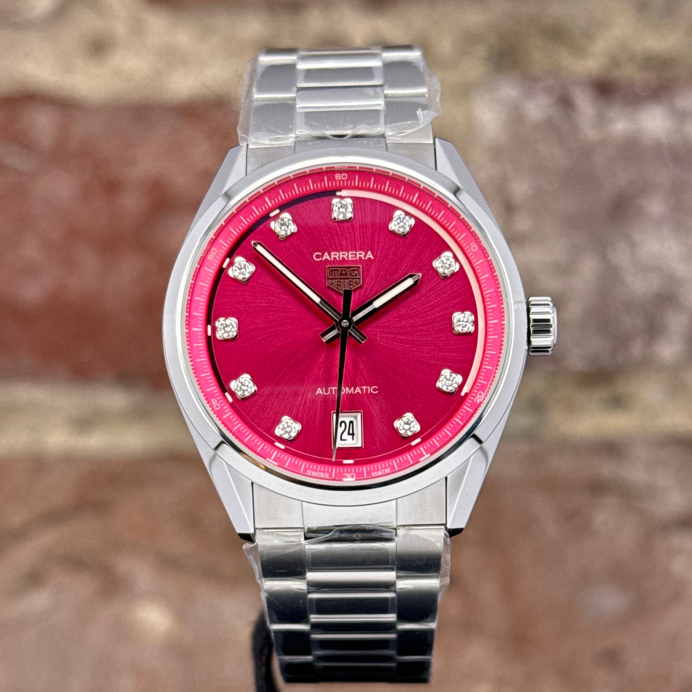 TAG Heuer Carrera Date 36 - Pinkes Zifferblatt mit Diamanten, Modell 2026, Ref. WBN2318