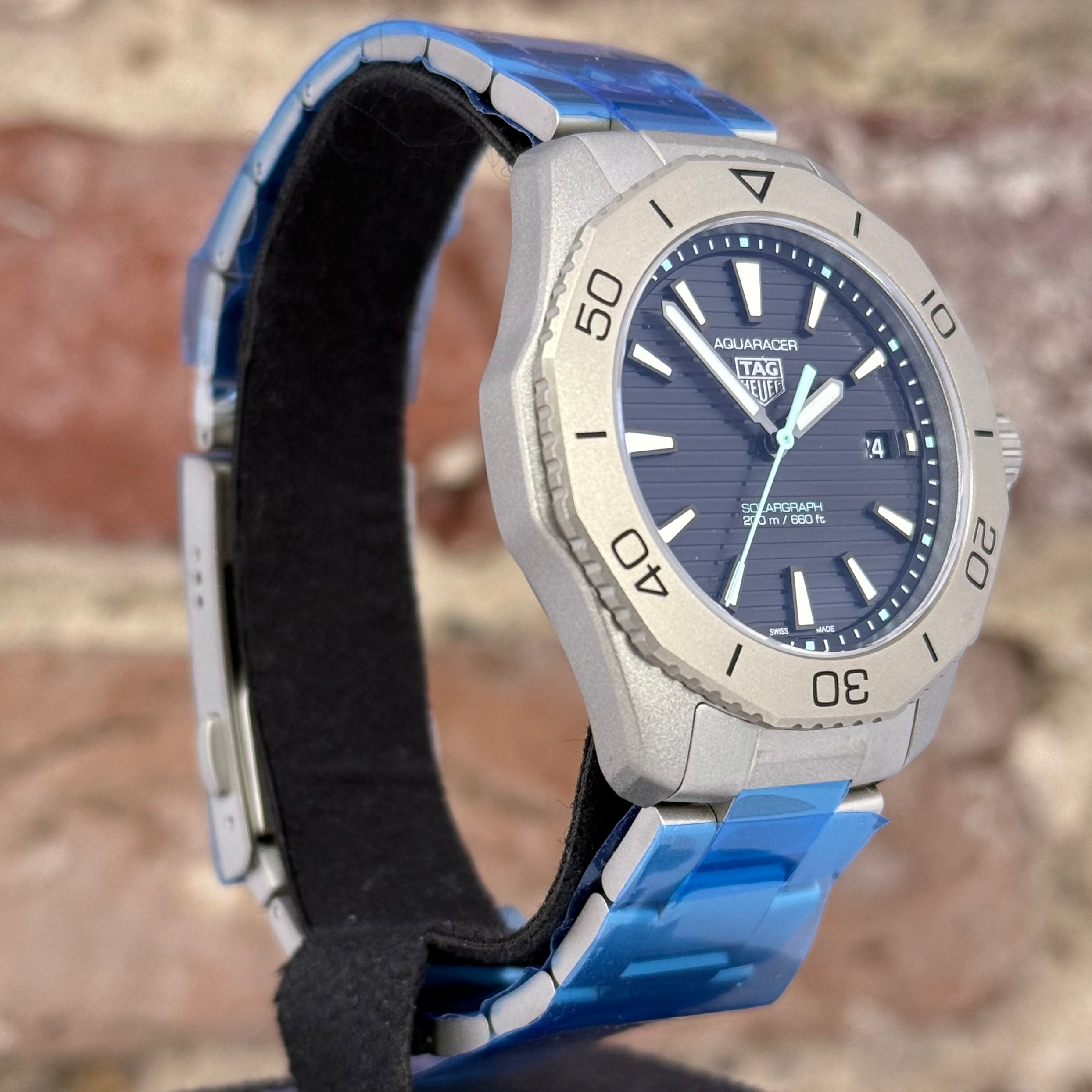 TAG Heuer Aquaracer Professional 200 Solargraph - Schwarzes Zifferblatt, Modell 2026, Ref. WBP1180