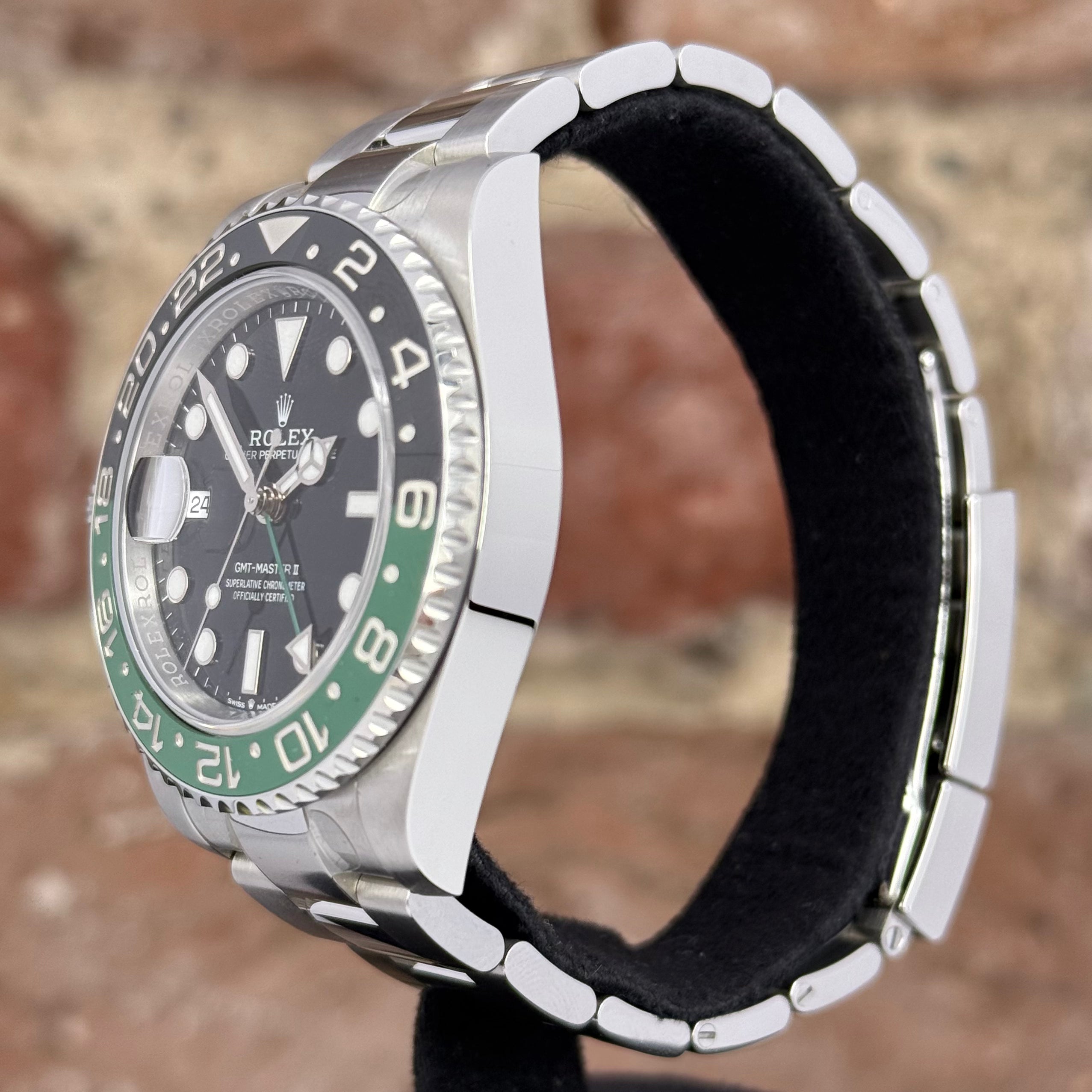 Rolex Gmt Master II - Schwarzes Zifferblatt, Modell 2026,Ref.126720VTNR