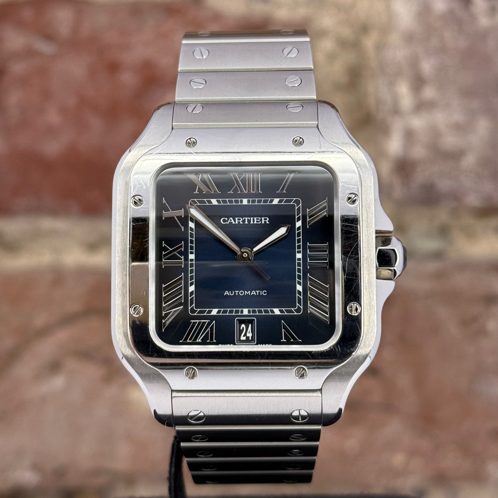 Cartier Santos- Großes Modell, Blaues Zifferblatt, Modell 2021, Ref. WSSA0030