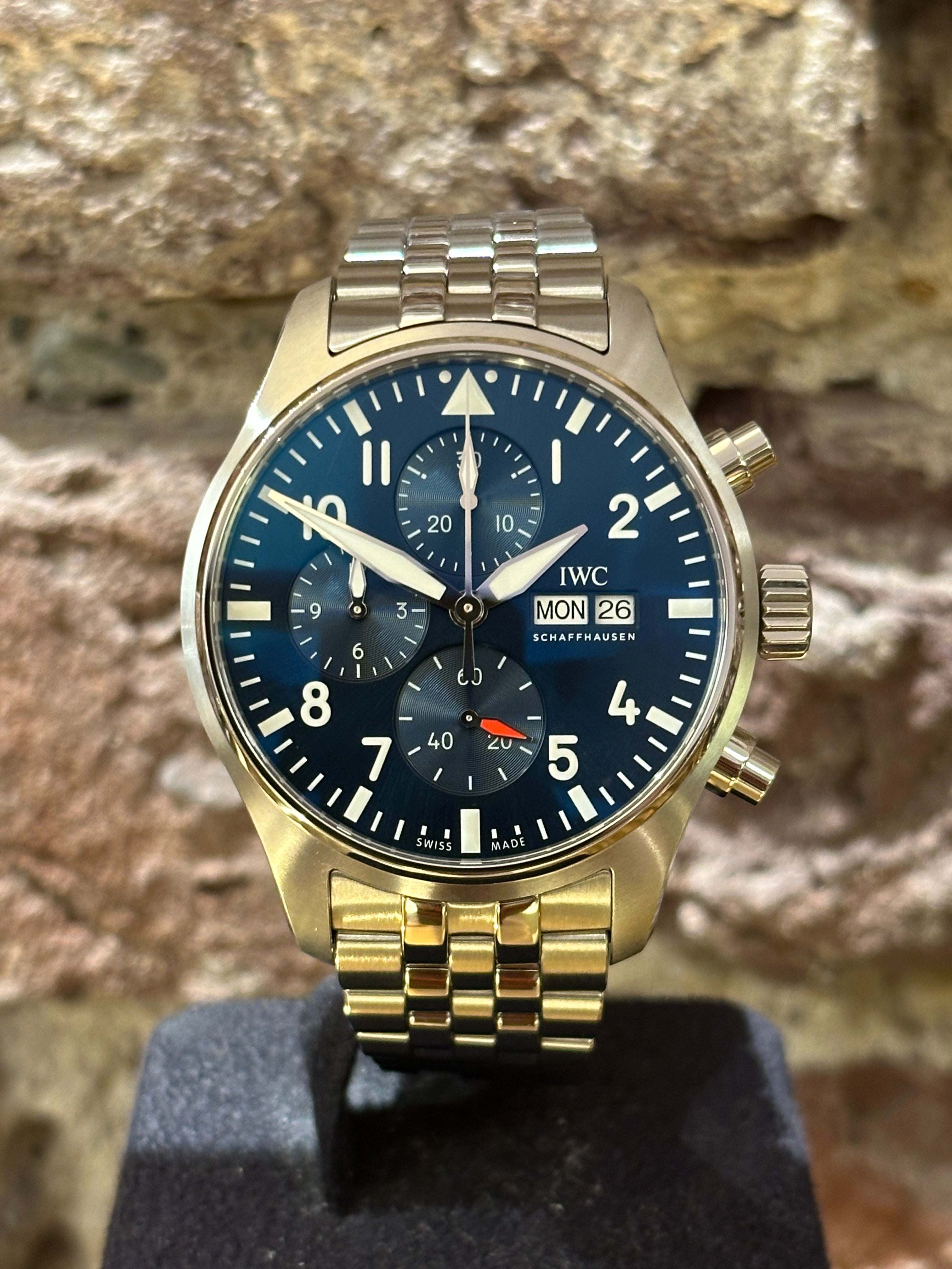 IWC Ingeneur Chronograph - Blaues Zifferblatt, Modell 2025, Ref.IW378004